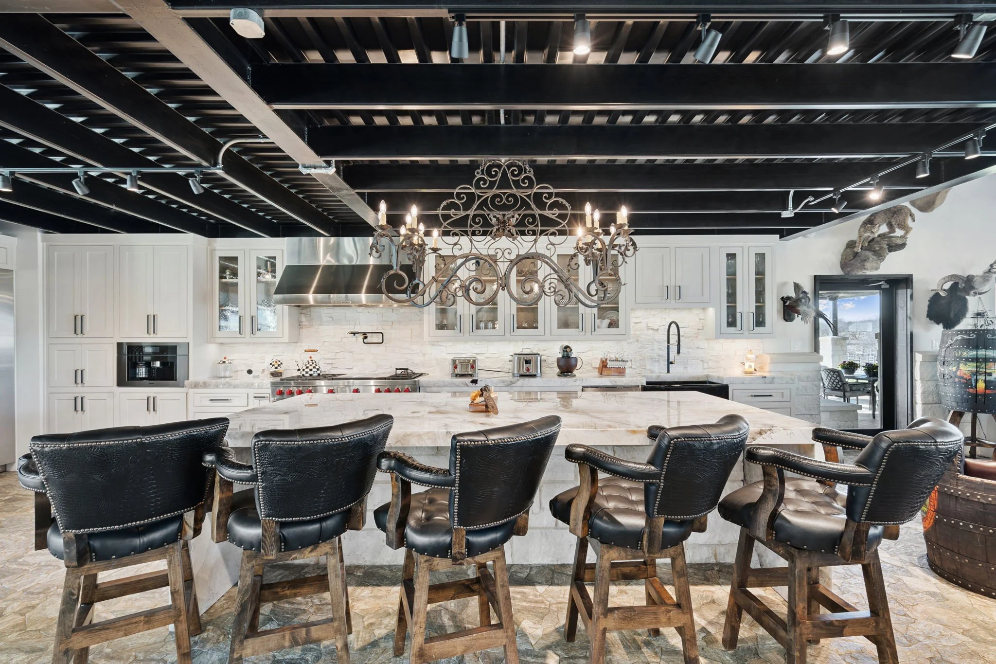 15-web-or-mls-5950 Western Star Dr 15.jpg