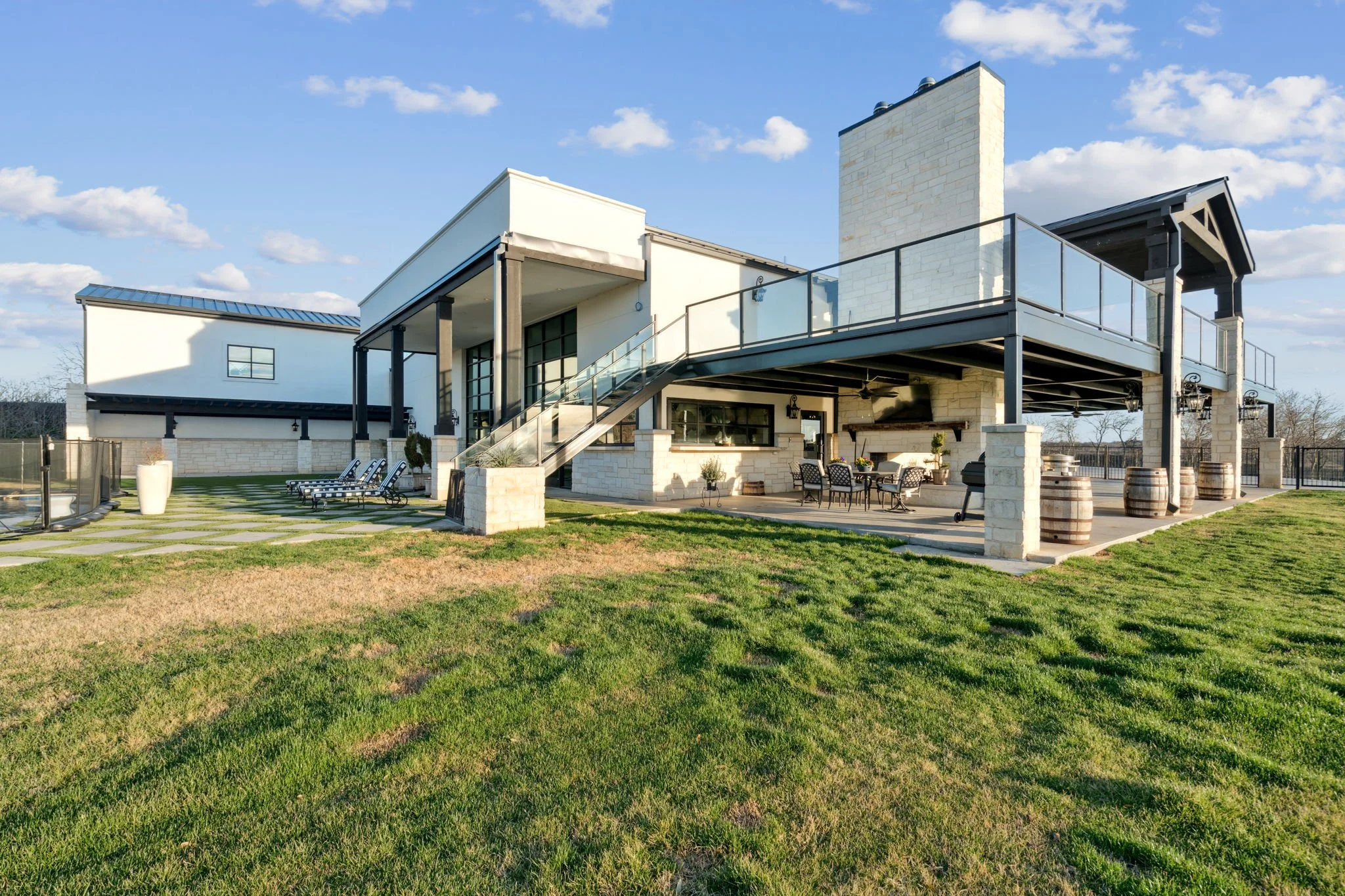 63-web-or-mls-5950 Western Star Dr 63.jpg