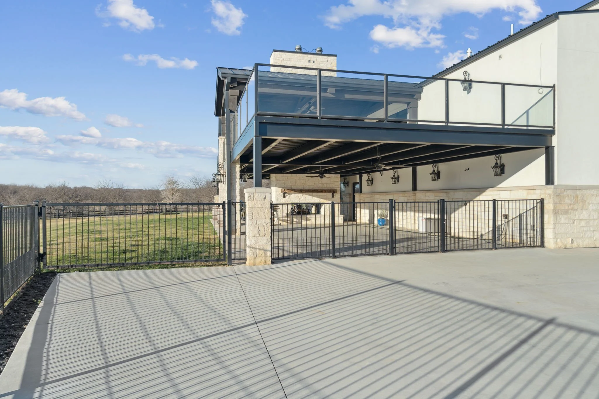 58-web-or-mls-5950 Western Star Dr 58.jpg