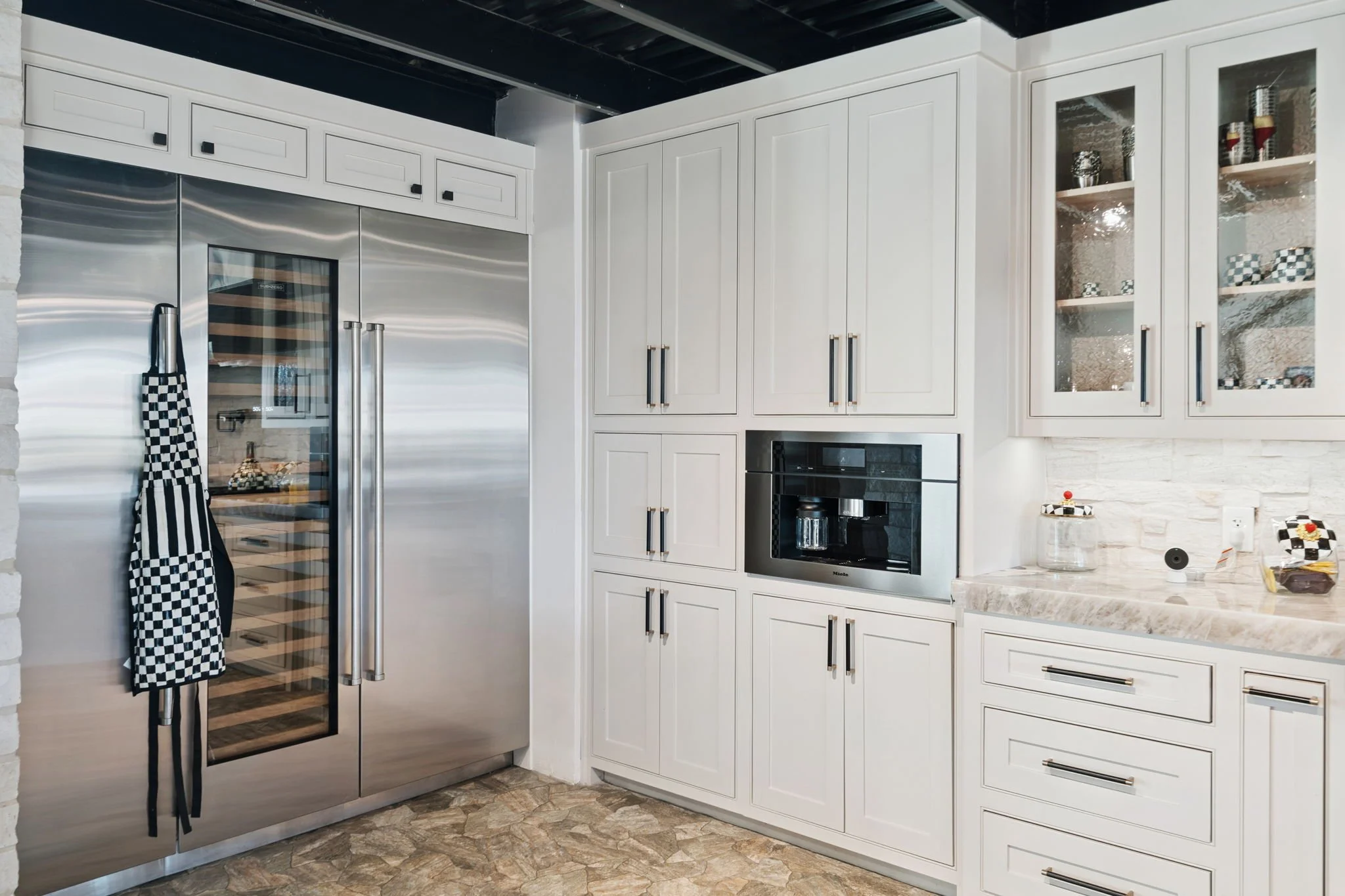 18-web-or-mls-5950 Western Star Dr 18.jpg