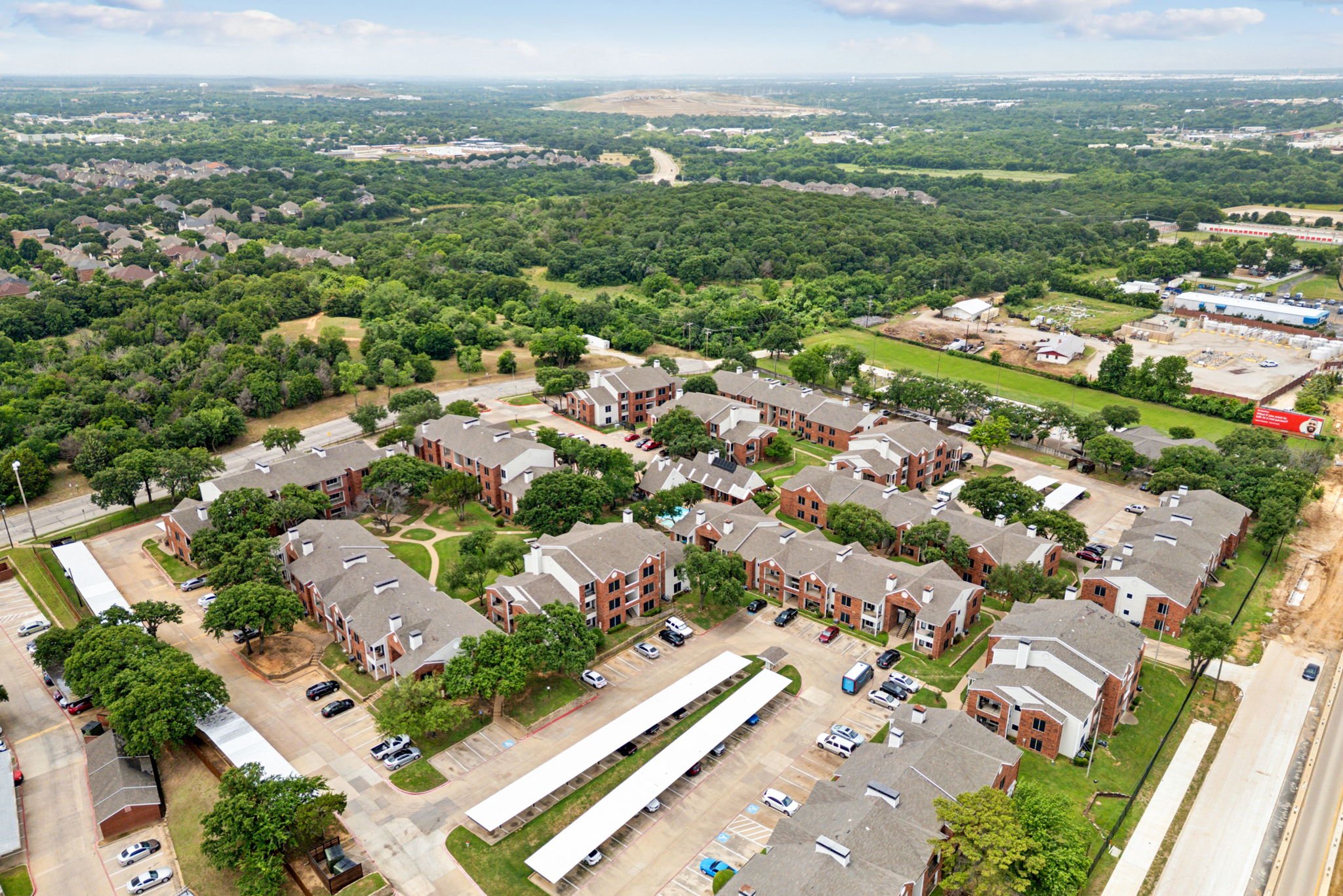 44-web-or-mls-70001 Silber Rd-44.jpg