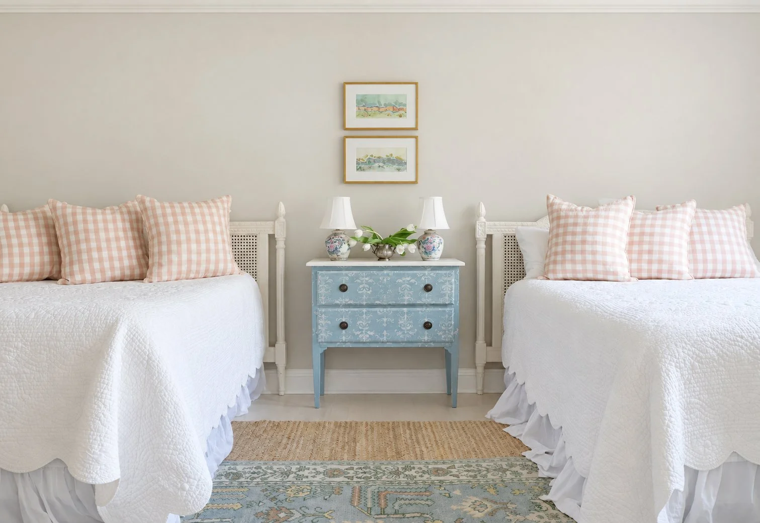GirlsRoom_WhiteWall2.jpg
