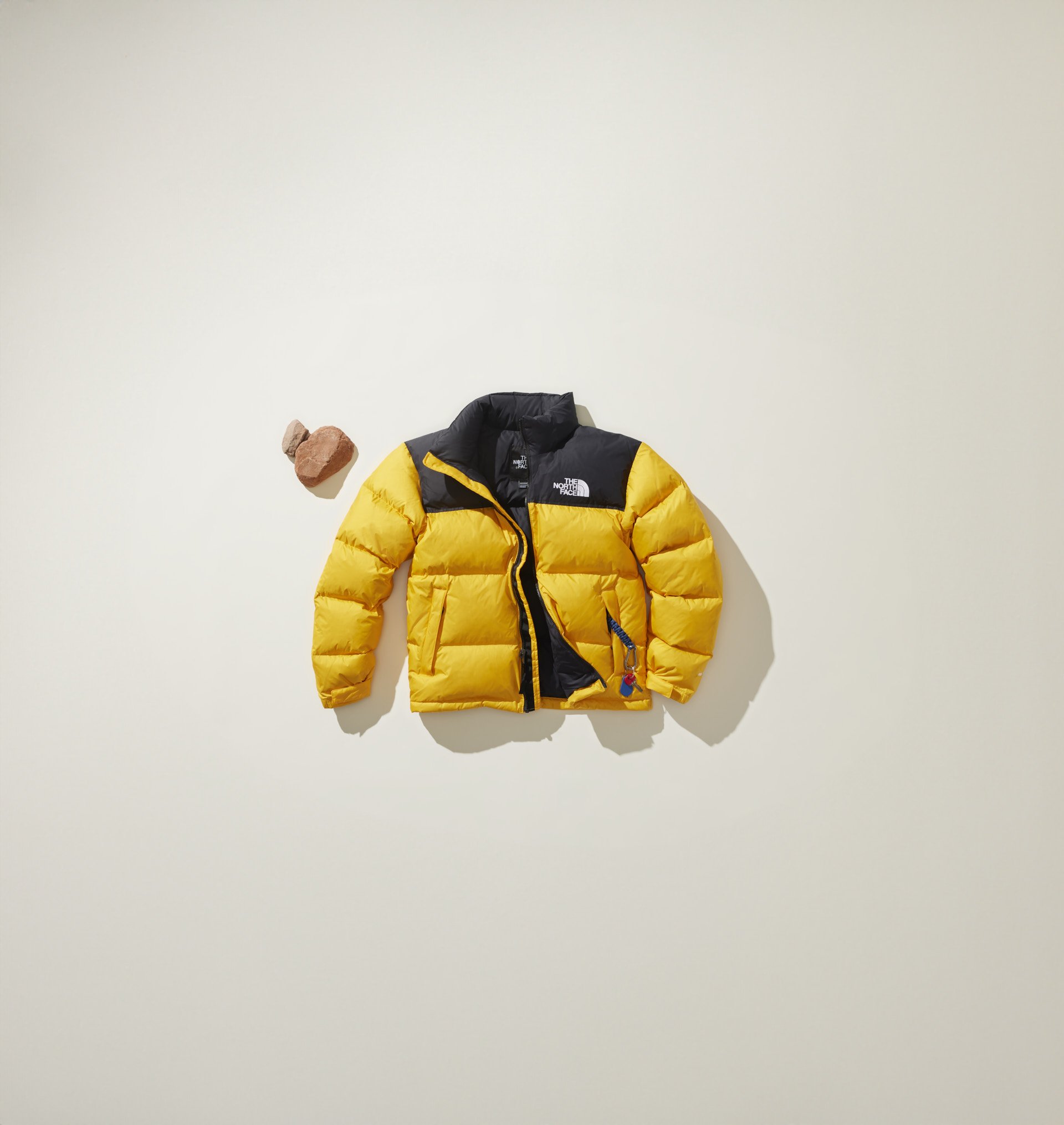 TNF_FW23_Evergreen_Nuptse_HotDang_01946.jpg