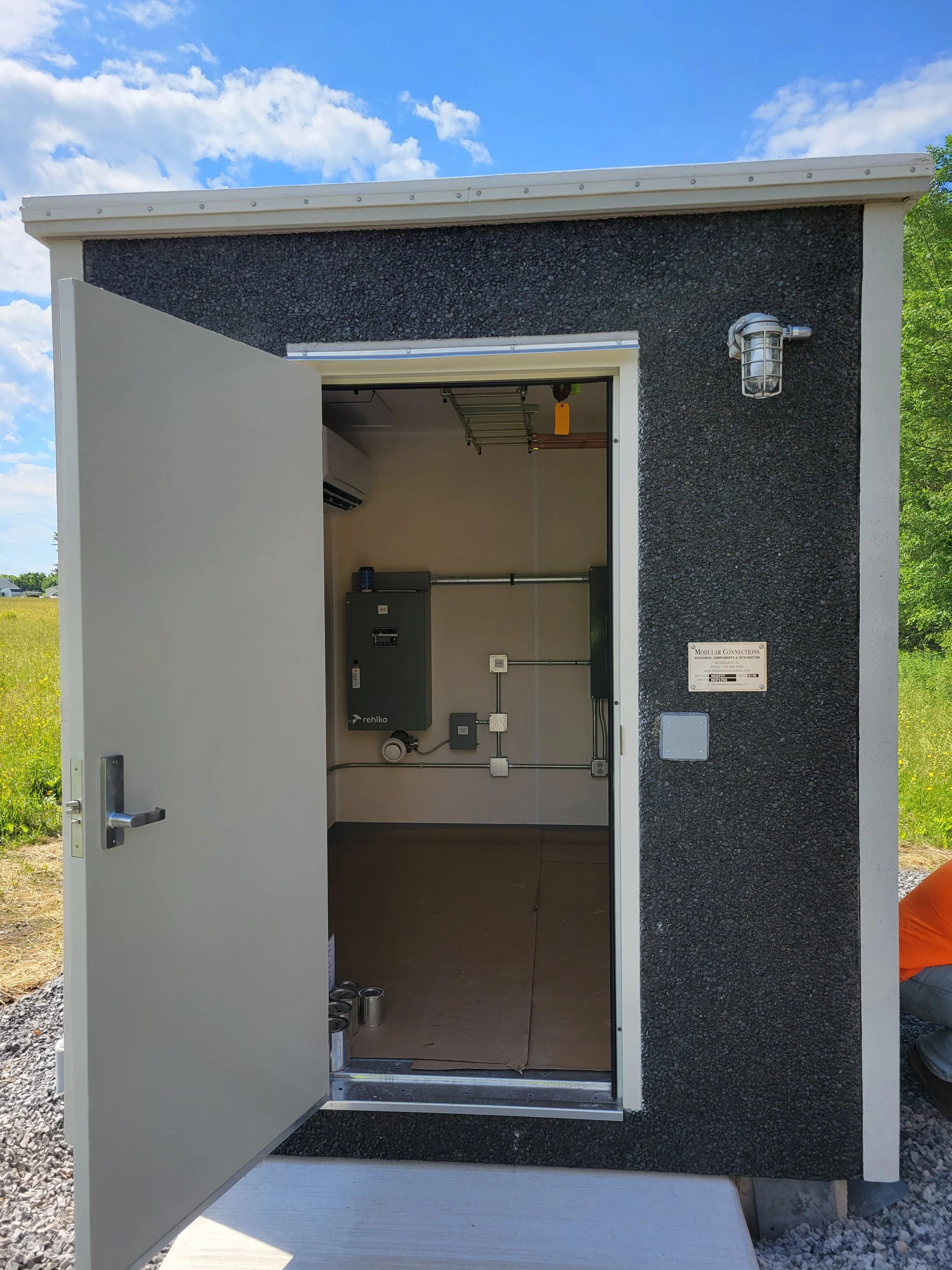 Oswego - Fulton Fiber Hut Install