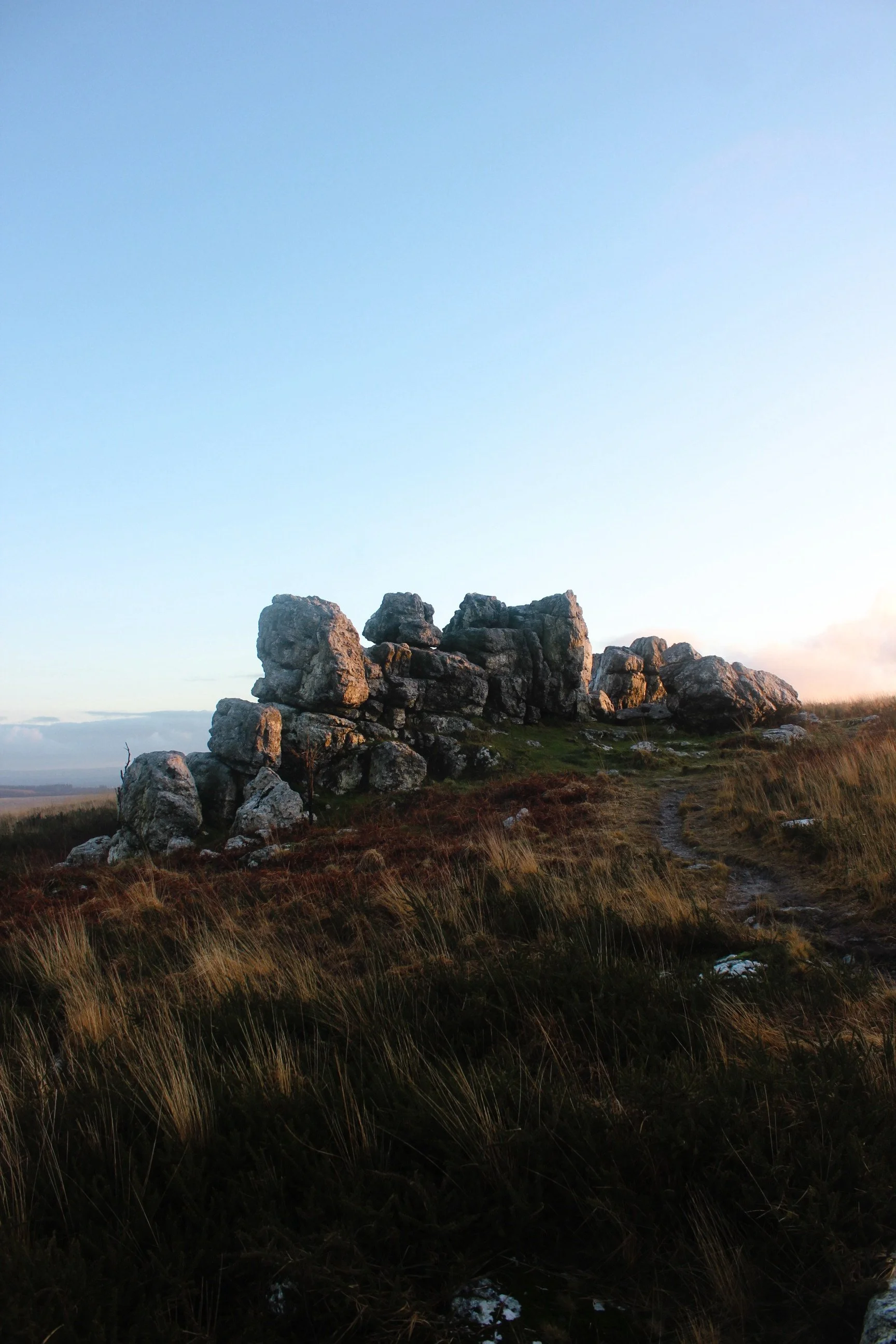 Walking is agreeing on the pace of presence / I have a contradiction living inside of me / “To have nothing, you must have nothing.” //