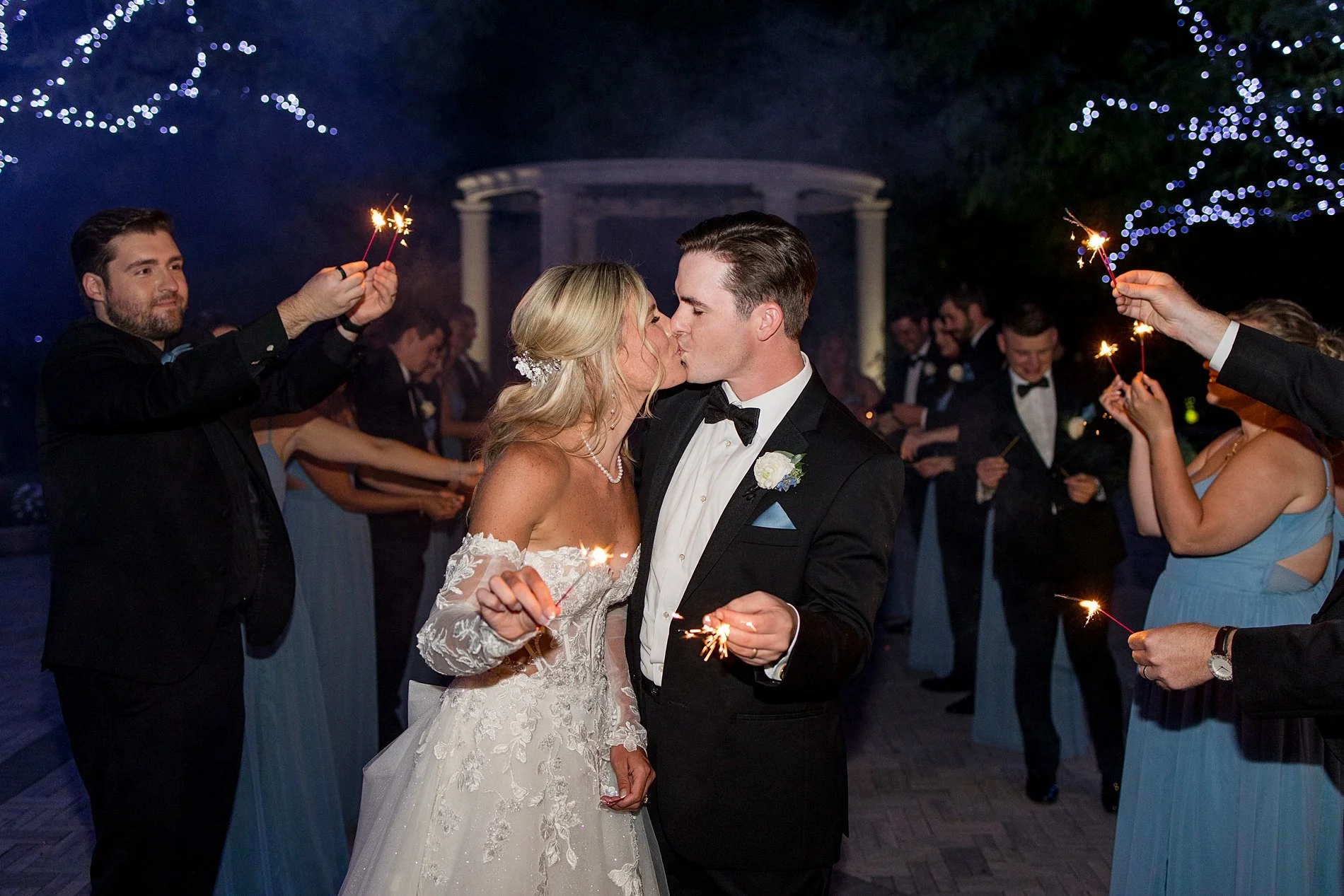  bride and groom kiss at NJ summer Wedding  