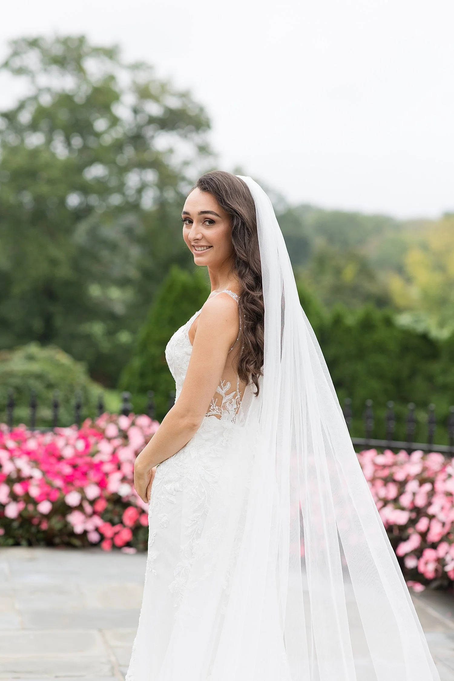  bridal portraits in the garden at Park Savoy  