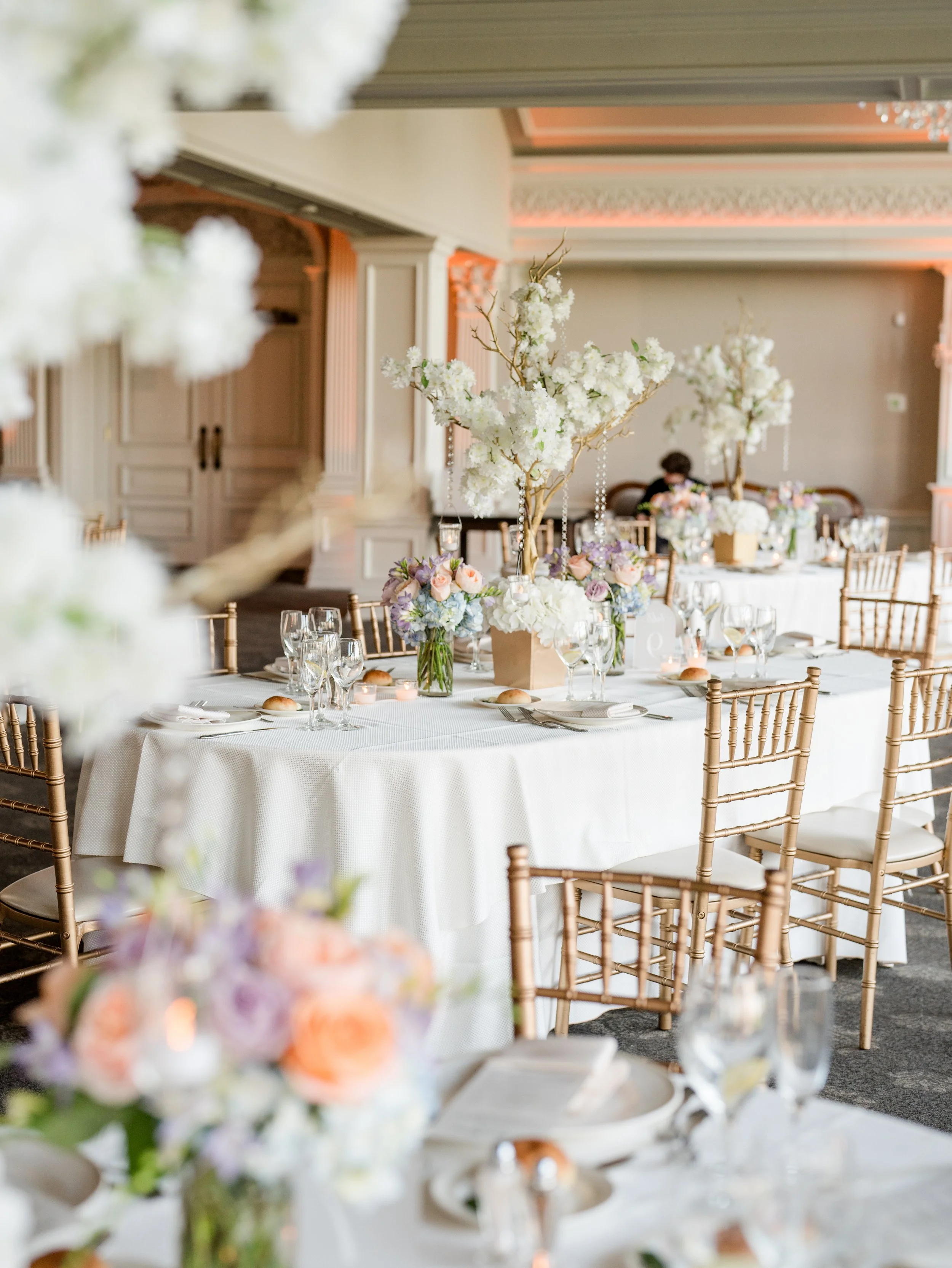 Reception table setting and decor photo at The Park Savoy Estate in Florham Park, NJ by wedding photographer, Jessica Anne Photography