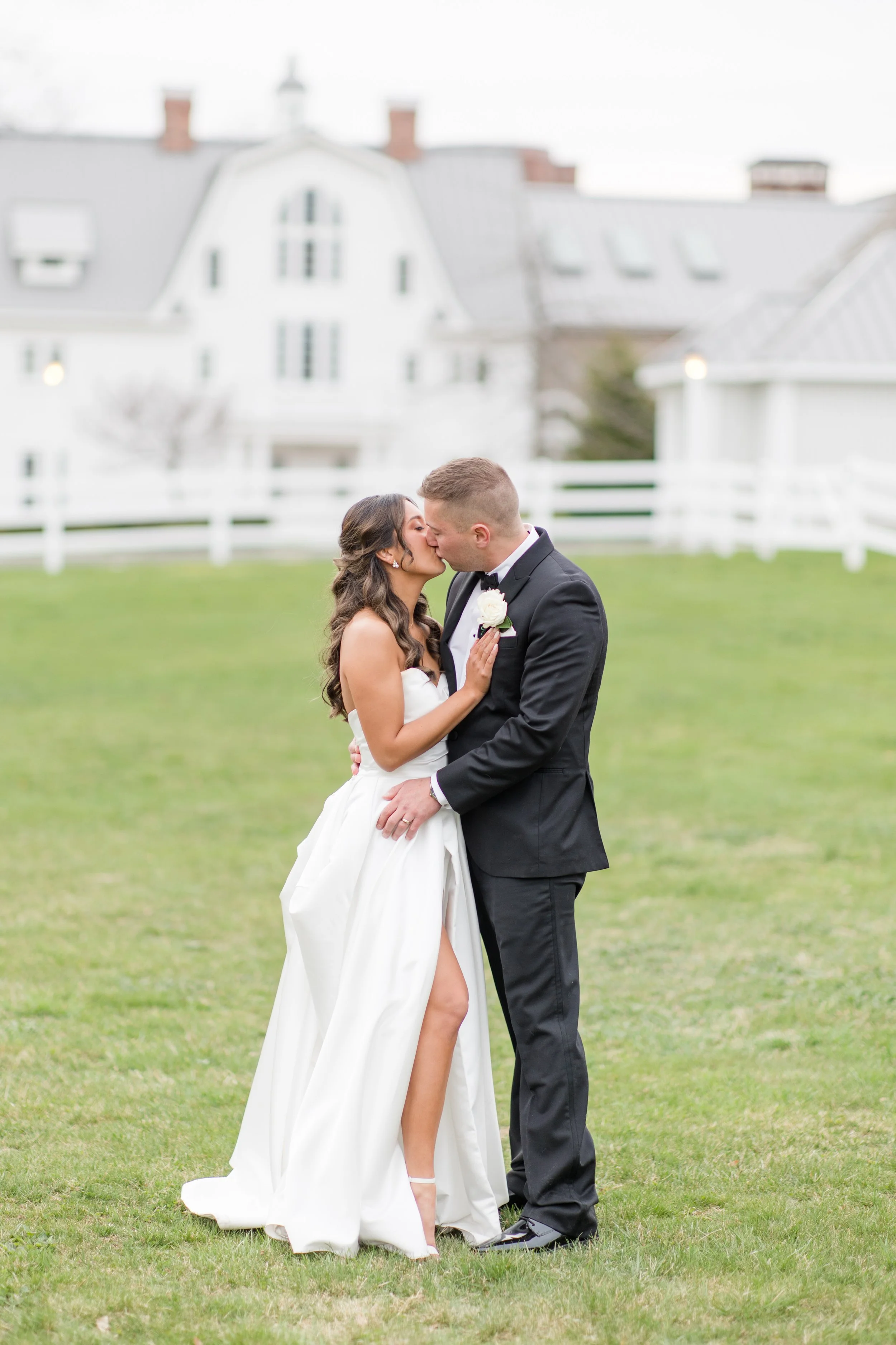 Bride and groom kissing. Wedding photo by Jessica Anne Photography at the Ryland Inn in White House Station, NJ