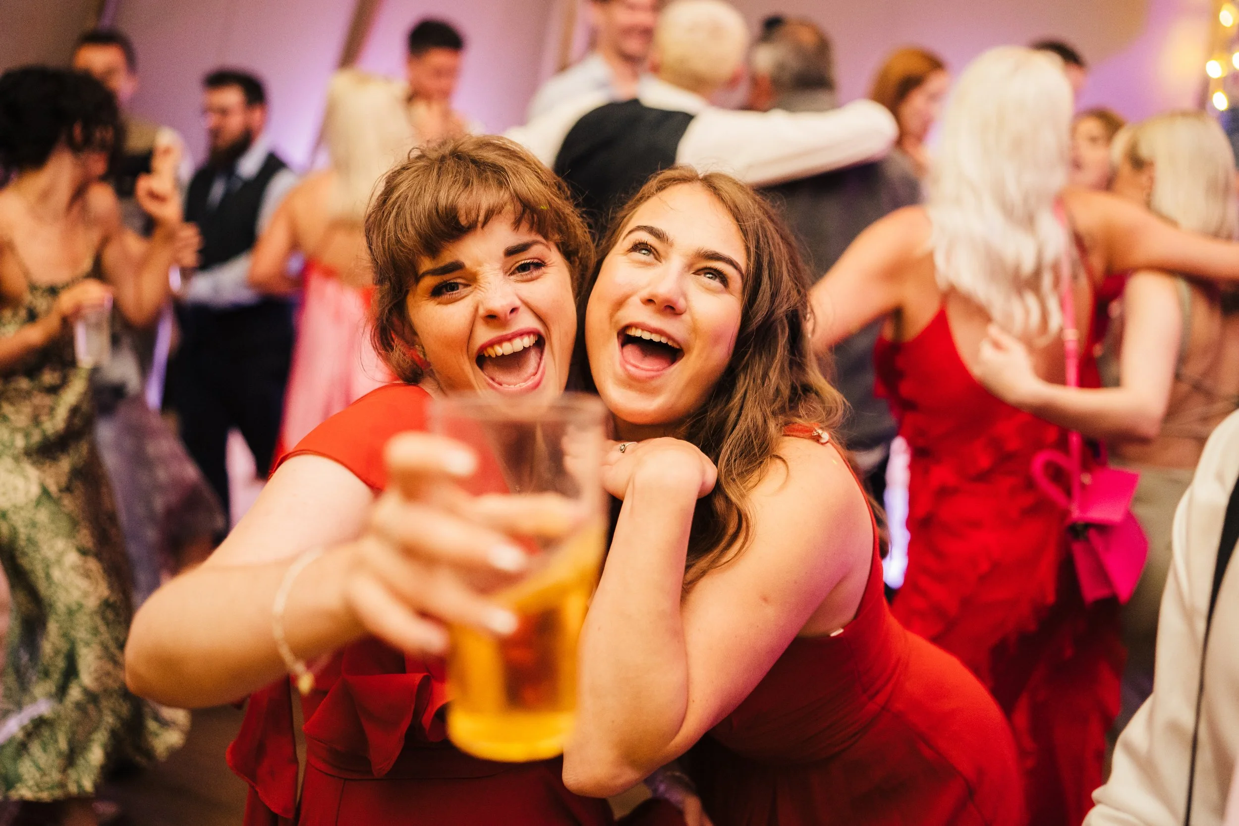 Wedding-party-dancing-4.jpg
