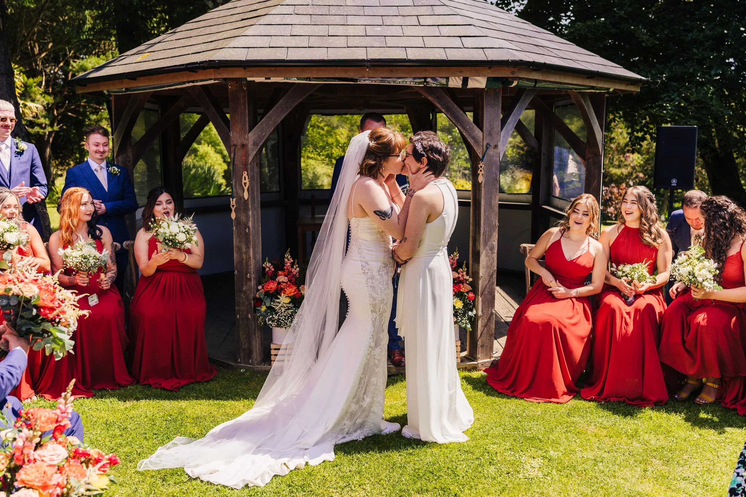 Mrs-and-mrs-first-kiss.jpg