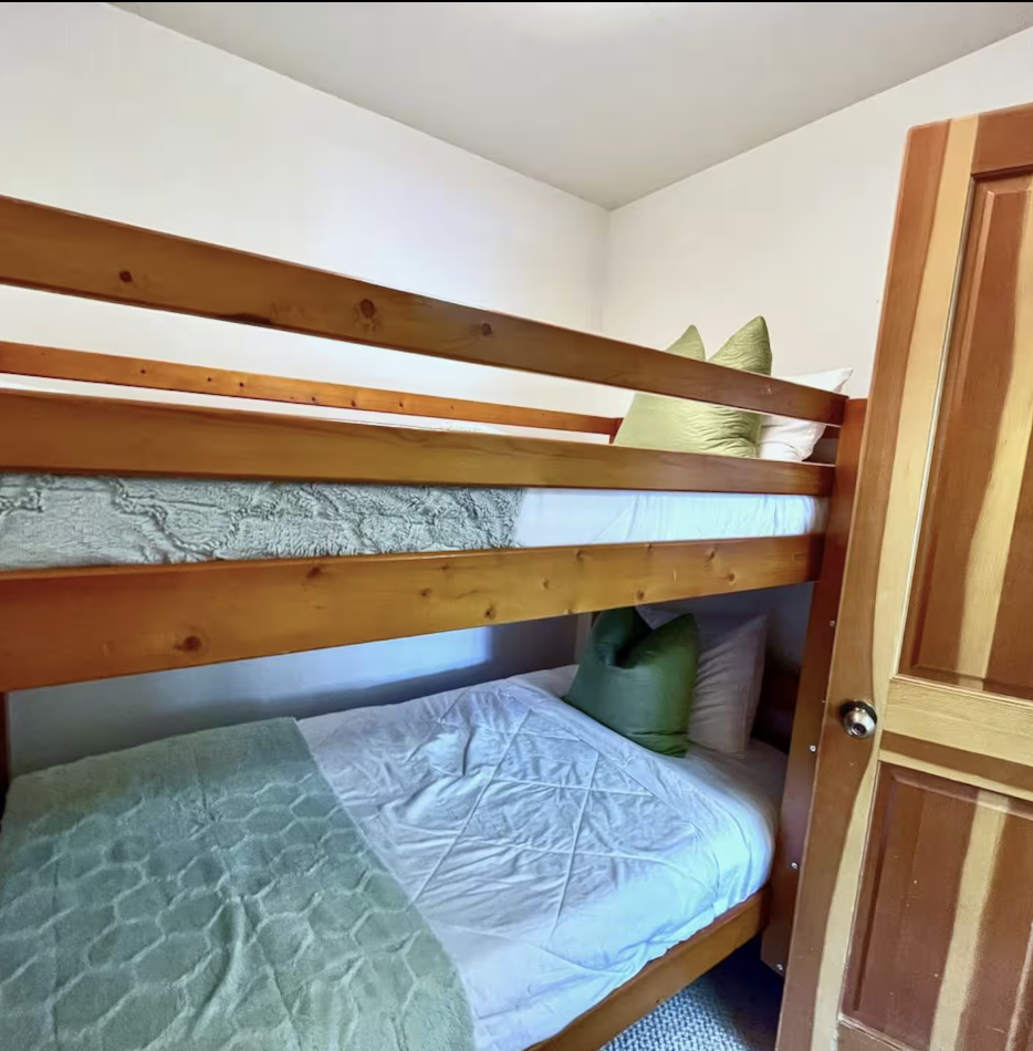 2 Bunk Room