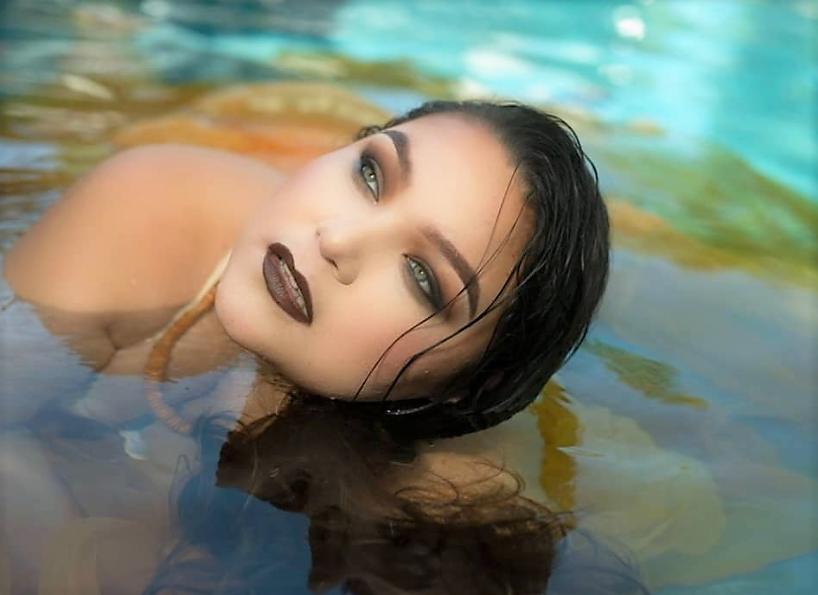 UnderwaterMakeup3.jpg