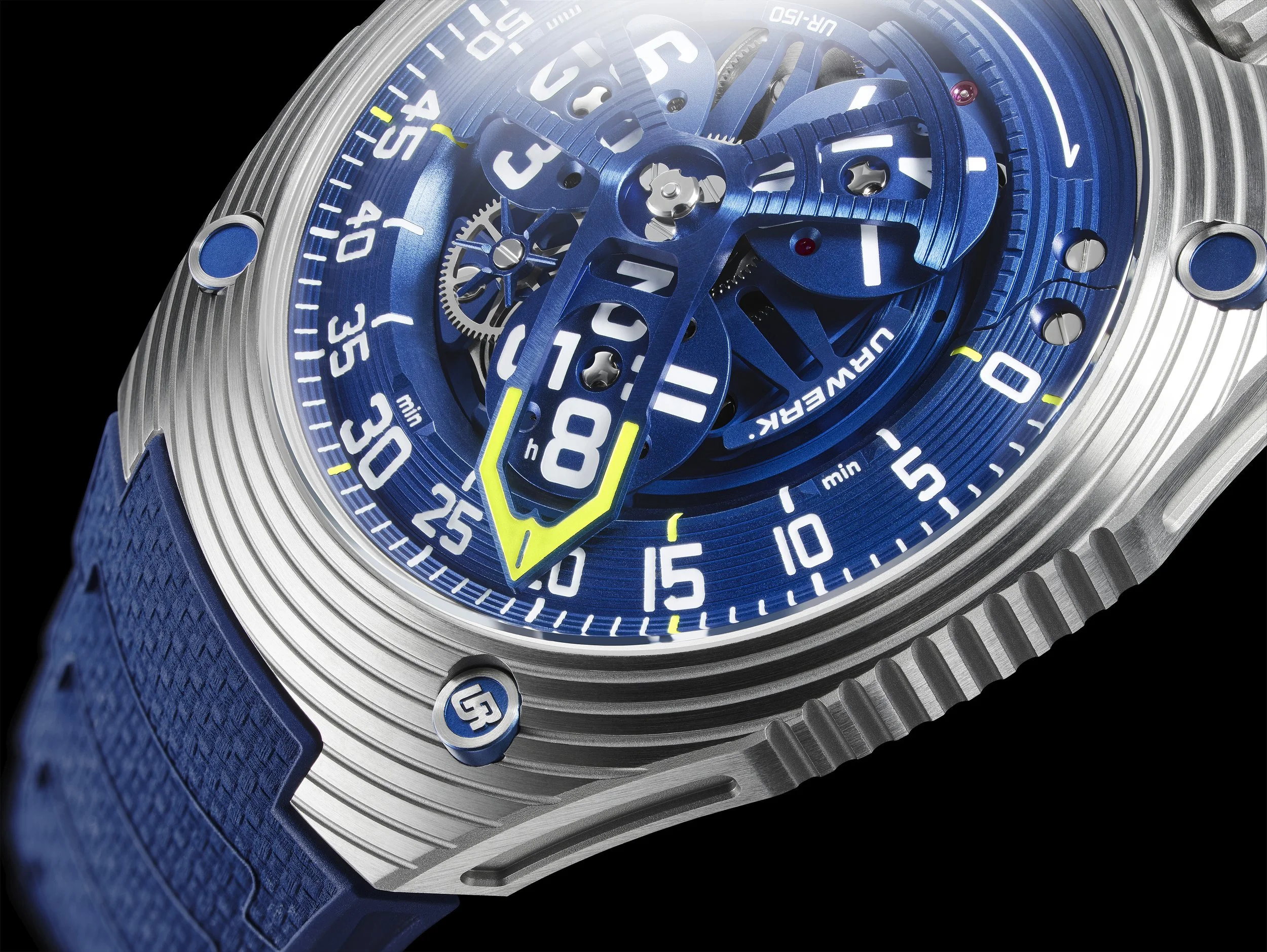 ur-150-blue_cu1_0.jpg