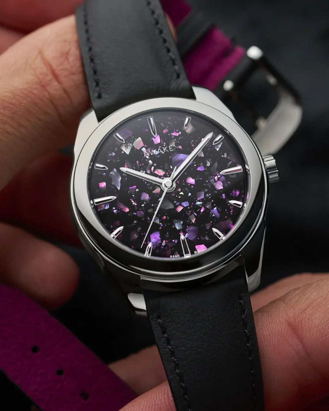 Awake - Son Mài Fragments