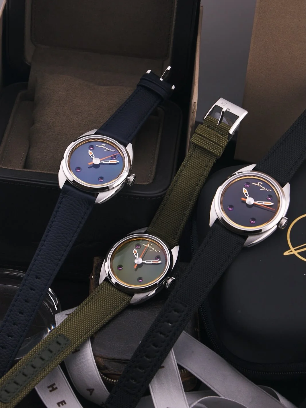 A NEW STANDARD IN MECHANICAL CHRONOMETRY: THE BEATING HEART OF THE CABALLERO

At the core of the Singer Reimagined Caballero lies a game-changing twin set of double barrels&mdash;four working in perfect parallel&mdash;delivering flat, consistent torq