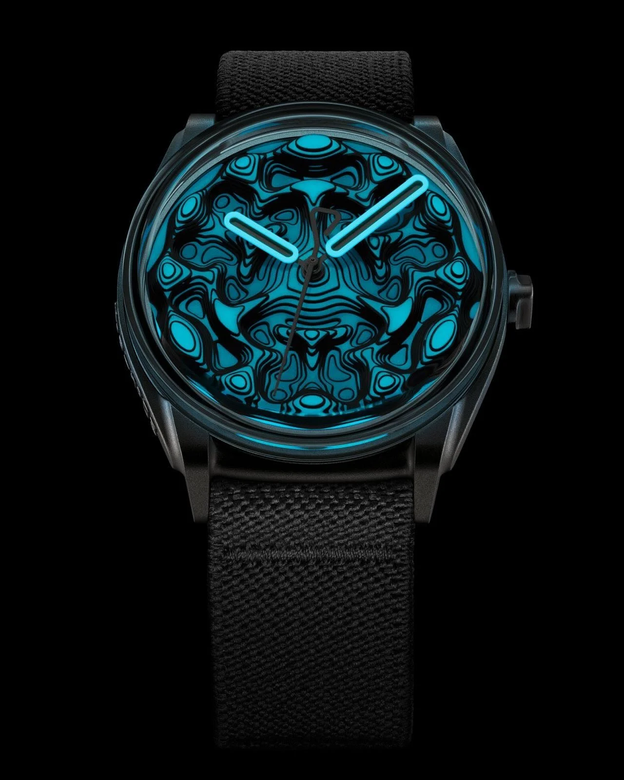 The wait is over. After months of anticipation, we&rsquo;re proud to offer the first publicly available edition of Kollokium&rsquo;s projekt 02 release.

While the FFF&amp;F edition proved Kollokium could transform flat images into true three-dimensi