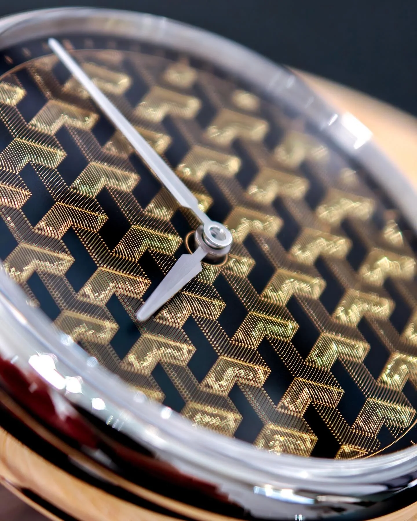 The Louis Erard Fil d&rsquo;Or isn&rsquo;t just a watch&mdash;it&rsquo;s a micro-sculpture born from a groundbreaking collaboration between Swiss watchmaker Louis Erard and Wire Art Switzerland.

At its heart lies a deep black lacquered dial, meticul