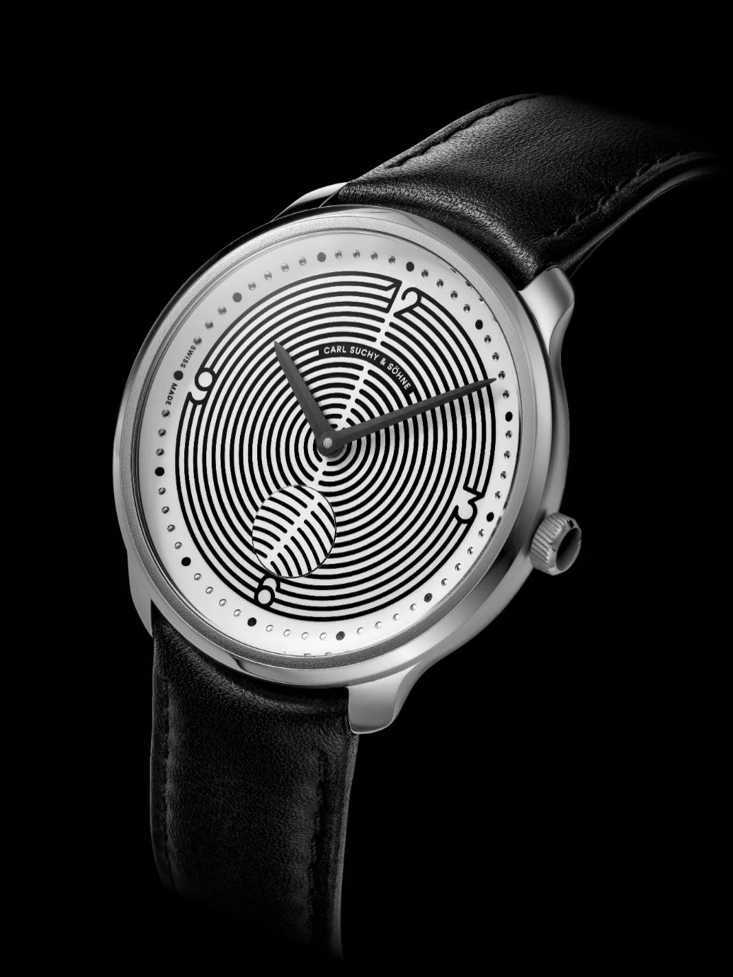 The Carl Suchy Waltz N&deg;1 Hoffmann Edition is more than a timepiece&mdash;it&rsquo;s an architectural statement. For the first time, the constructive logic of Josef Hoffmann, pioneer of Viennese Modernism, is translated directly into mechanical fo