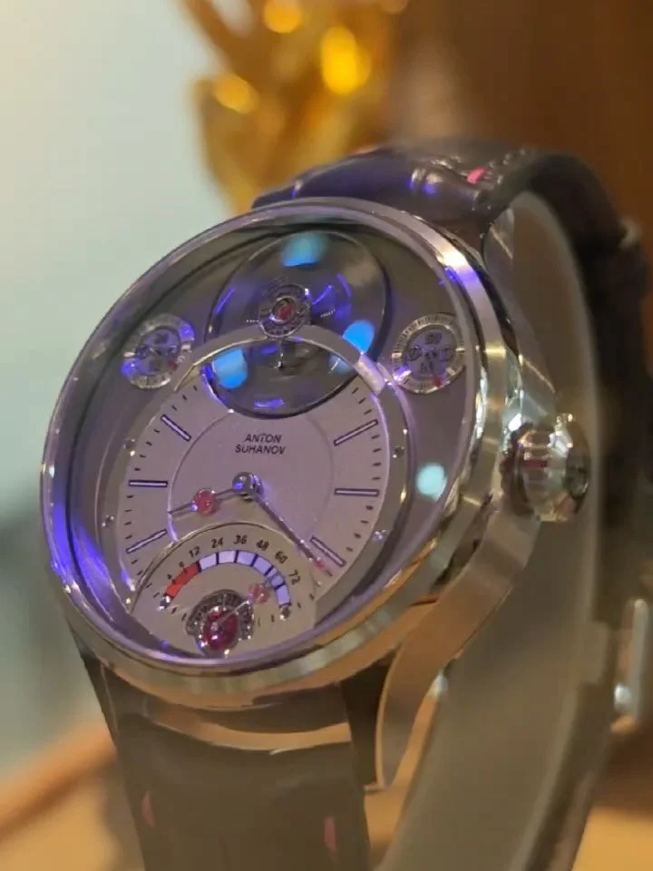 The Watch And Wonders Geneva 2026 is serving the most breathtaking horological magic &mdash; and we&rsquo;re here for every second of it. The hits just keep coming, feast your eyes on these absolute gems that just dropped:

- @anton.suhanov Flamingo 