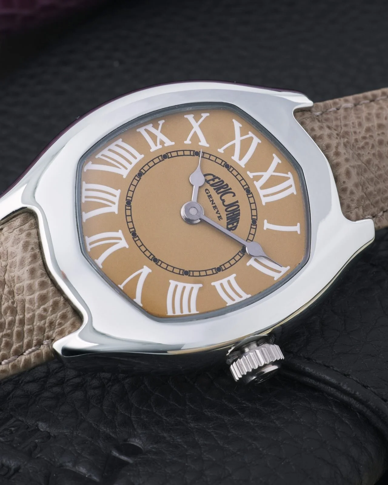 A name etched into the soul of independent Swiss watchmaking &mdash; @cedric_johner &mdash; the Geneva-based master artisan redefining haute horlogerie with pure, uncompromising craft.

His journey began at 15, training as a jeweller before honing hi