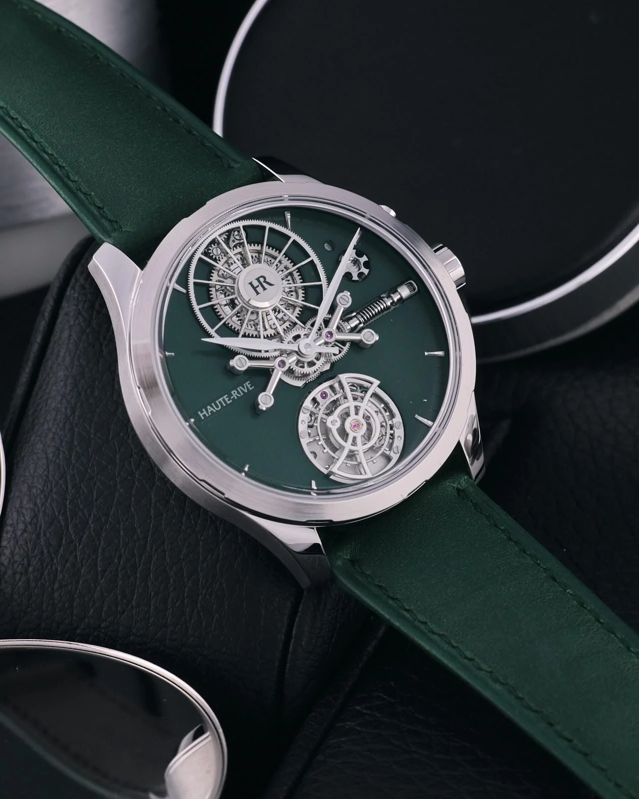 Witness horological genius on the wrist with the @haute_rive_watches_official Honoris Strato.

At 12H sits the iconic &ldquo;Wheel of Time&rdquo; &mdash; an intricate planetary differential gear system that redefines traditional winding mechanics. Th