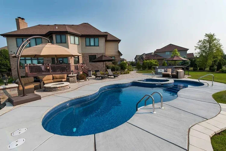 Do Pools Waste Water? The Truth About Pool Ownership and Water Conservation in Northern California