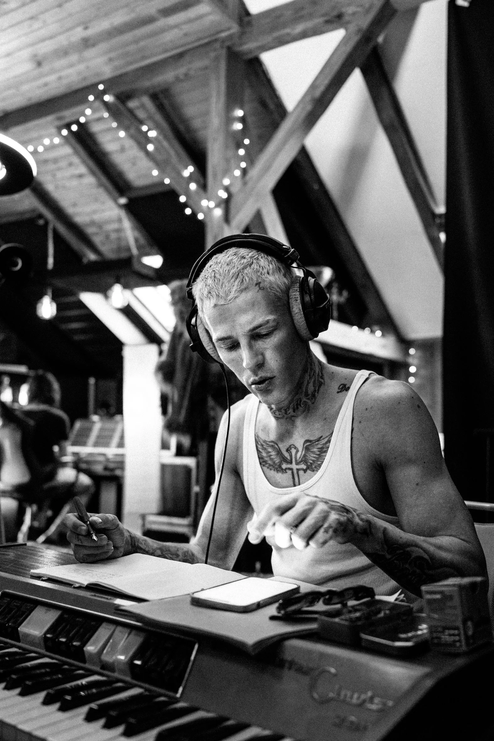 Theuerkorn_Ep_Studio_BTS.jpg