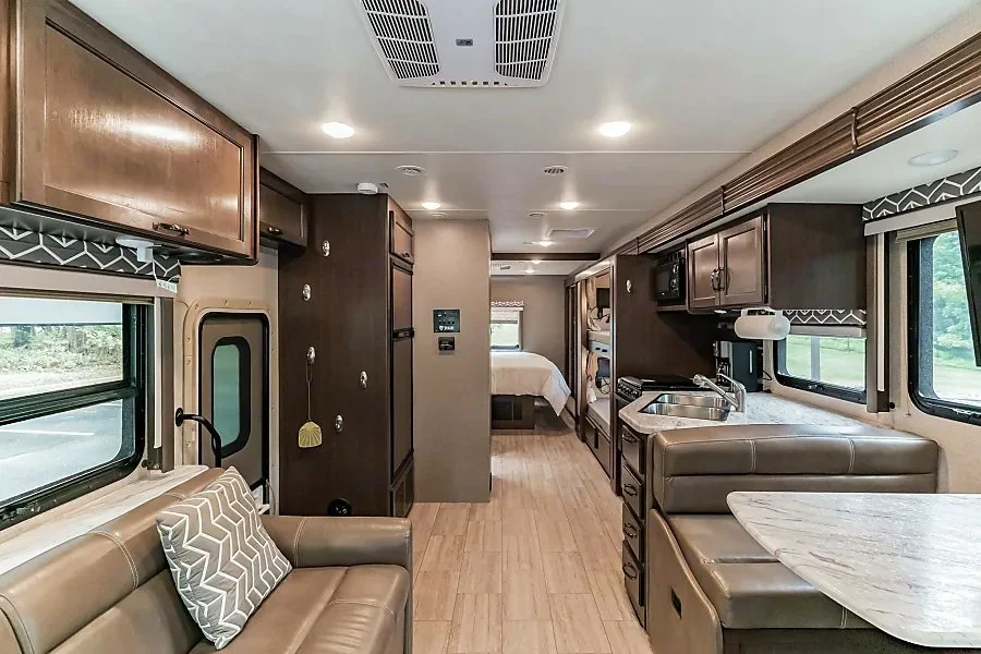 Why is Renting out an RV the Best Source of Passive Income for RV Owners?