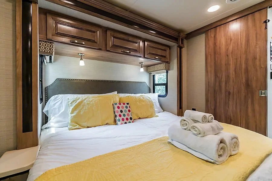 Why Choose Fully Equipped RV Rental Services in Pennsylvania