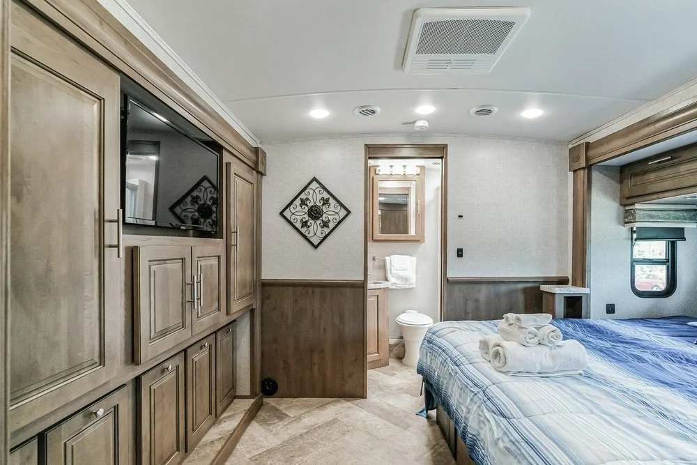 Where to Rent RV Vans in Pennsylvania, USA?