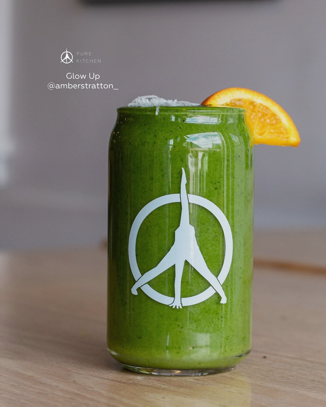 ✨The Glow Up Smoothie by Amber Stratton✨

Nourish
Coconut water
mango
avocado
spinach
Vanilla Protein
chia seed

Packed full of nutrient dense foods to nourish your body from the inside out!

This smoothie is part of our new &ldquo;Inspired Smoothies