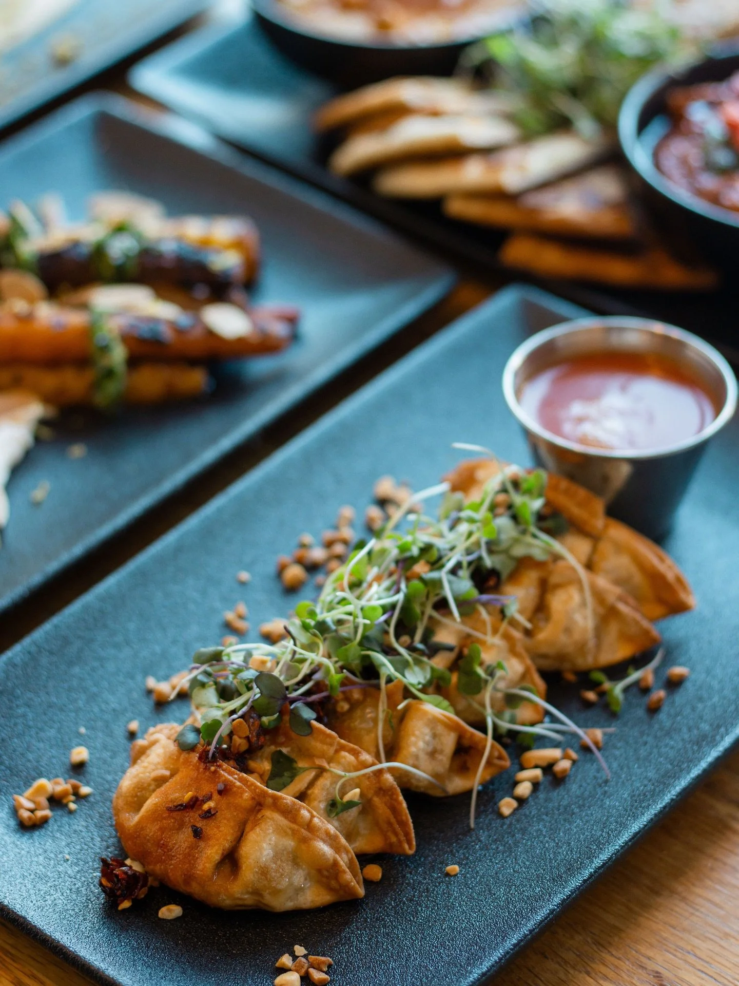 Starters that impress 🤩

1. Divine Dumplings (now made with 6 instead of 5)
2. Ebb + Flow dip duo (a dip that&rsquo;s seed oil free!)
3. Colourful Rainbow Carrots (another seed oil free healthy option)
4. Brave Broccoli (a classic, now seed oil free