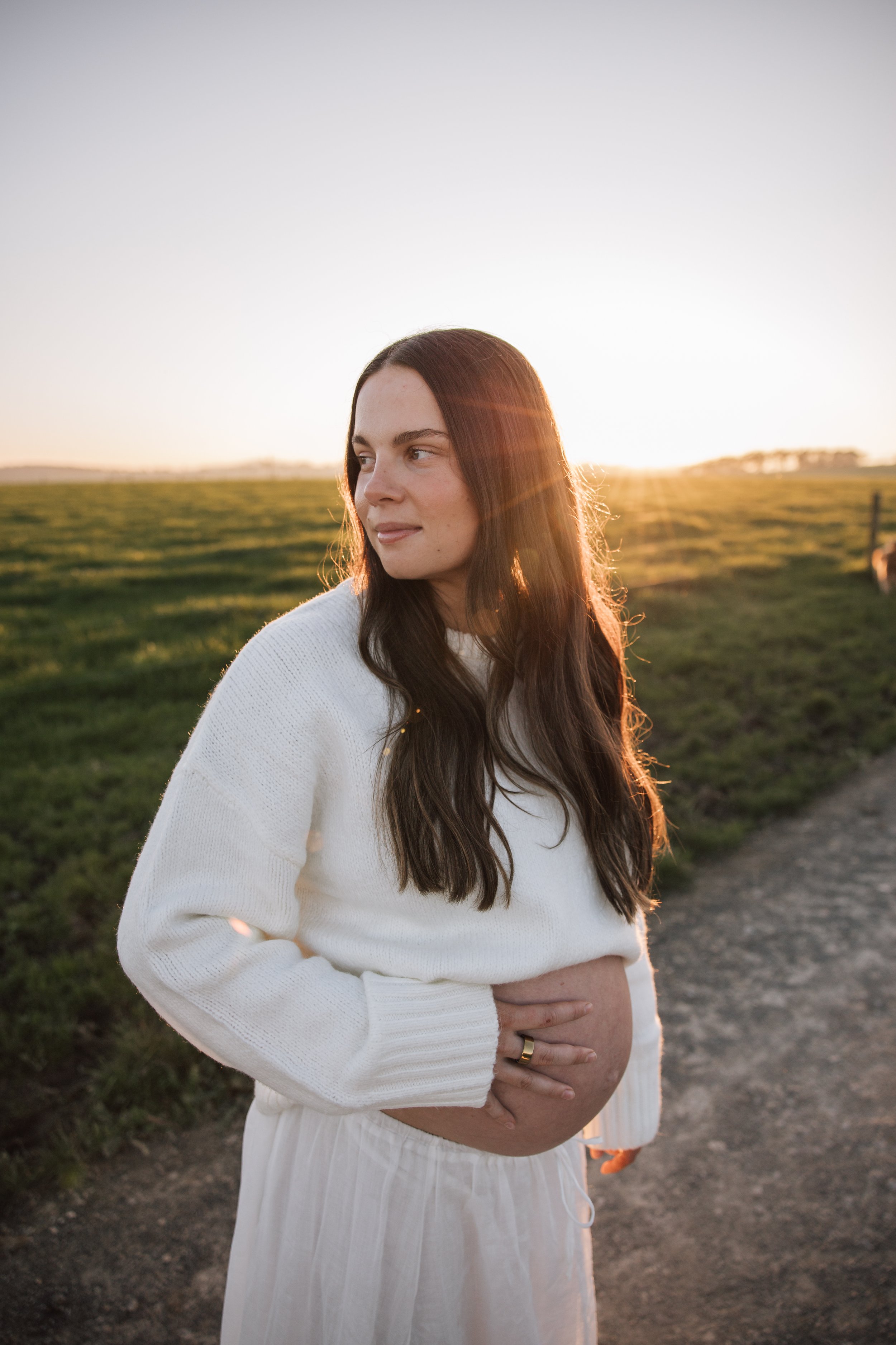 maternity photoshoot gippsland farm