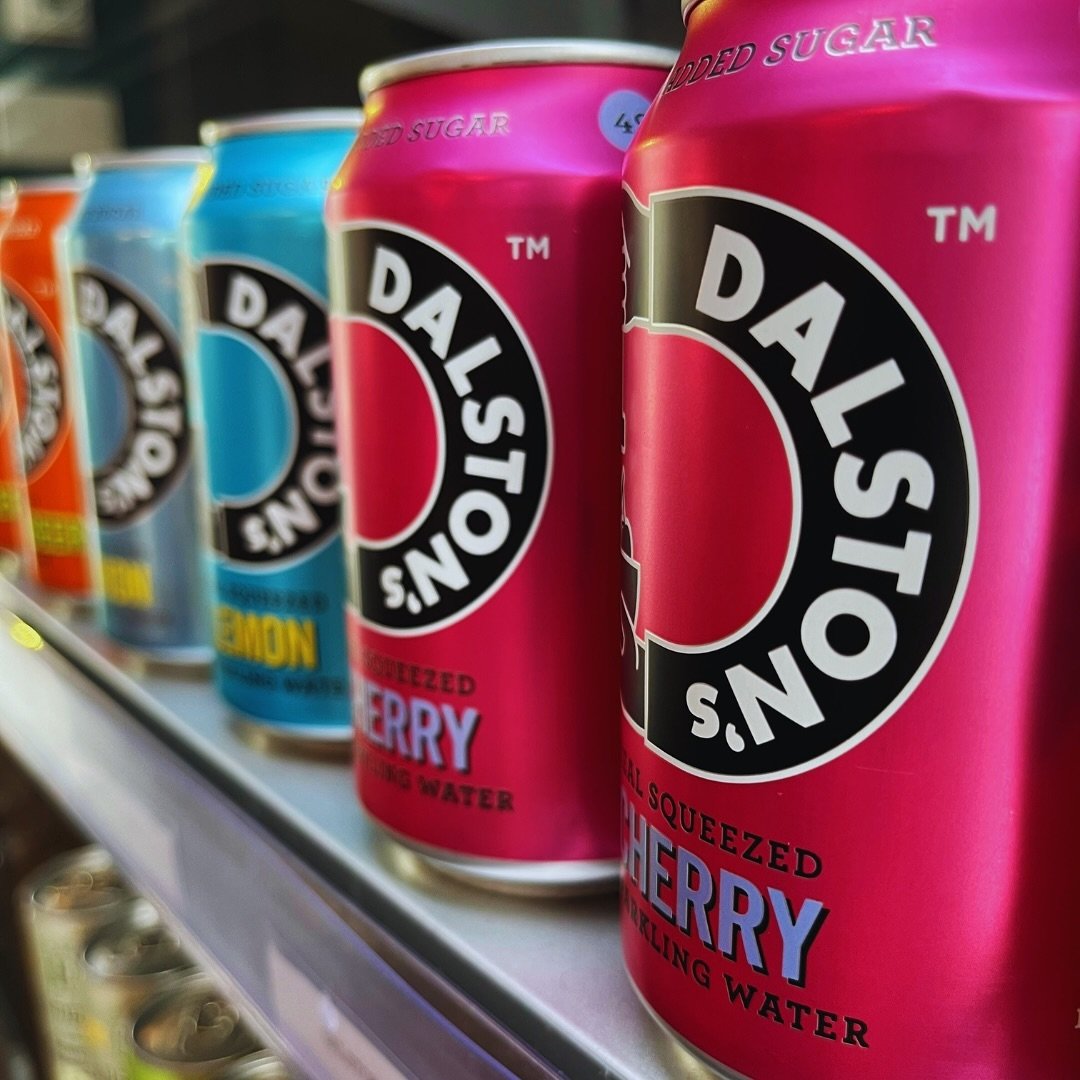 On a day like today, @drinkdalstons just hits different ☀️😍

Crafted &amp; nurtured in the community run nightclubs of East London, Dalston&rsquo;s soda is made with the best quality fruit, real ingredients &amp; absolutely nothing artificial.

We&r