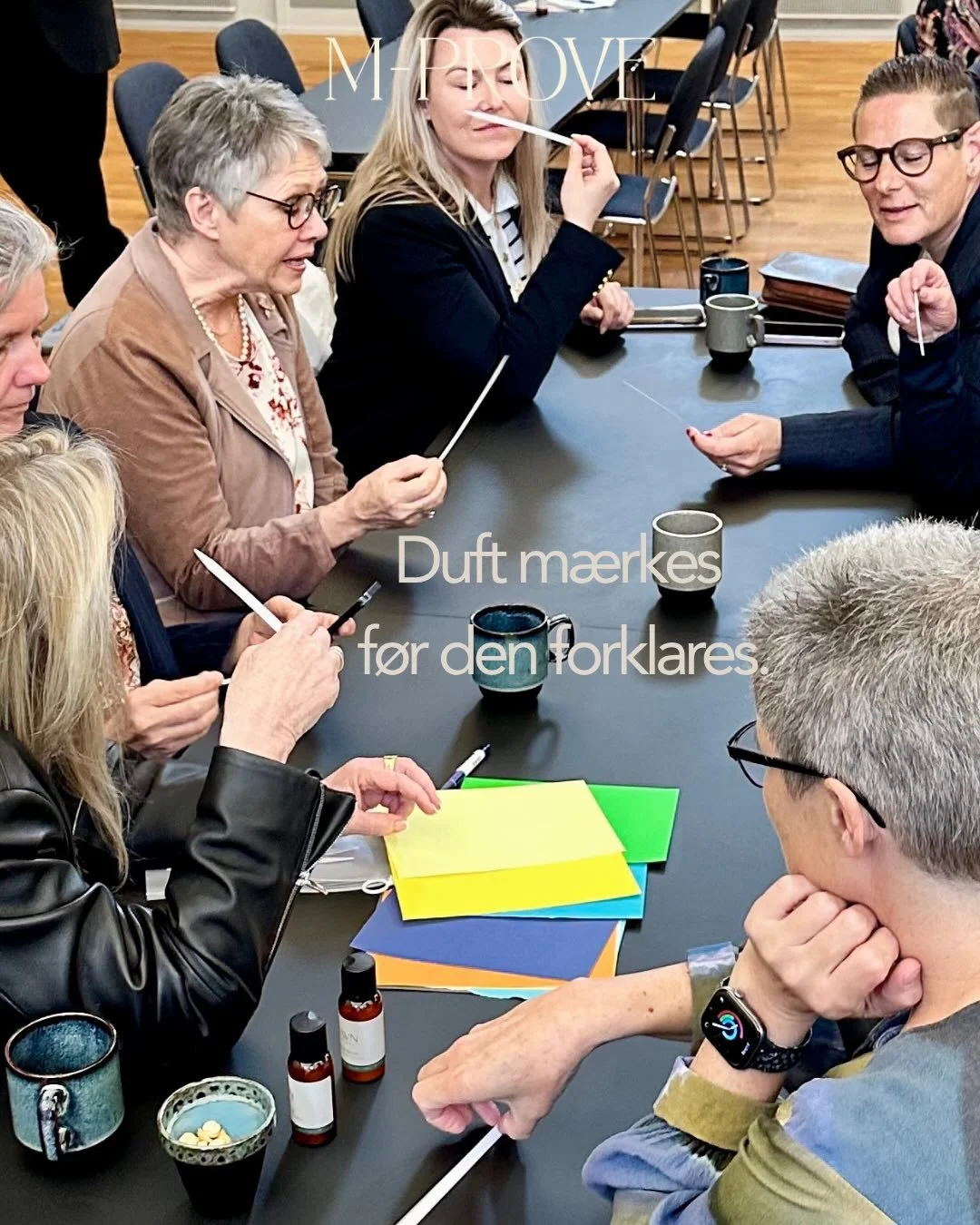 I sidste uge havde jeg forn&oslash;jelsen af at holde en sanselig workshop p&aring; Comwell K&oslash;ge i forbindelse med TEKNIQs generalforsamling.

Vi arbejdede med duft, farve og ord for at m&aelig;rke, hvordan sanselige lag p&aring;virker stemnin