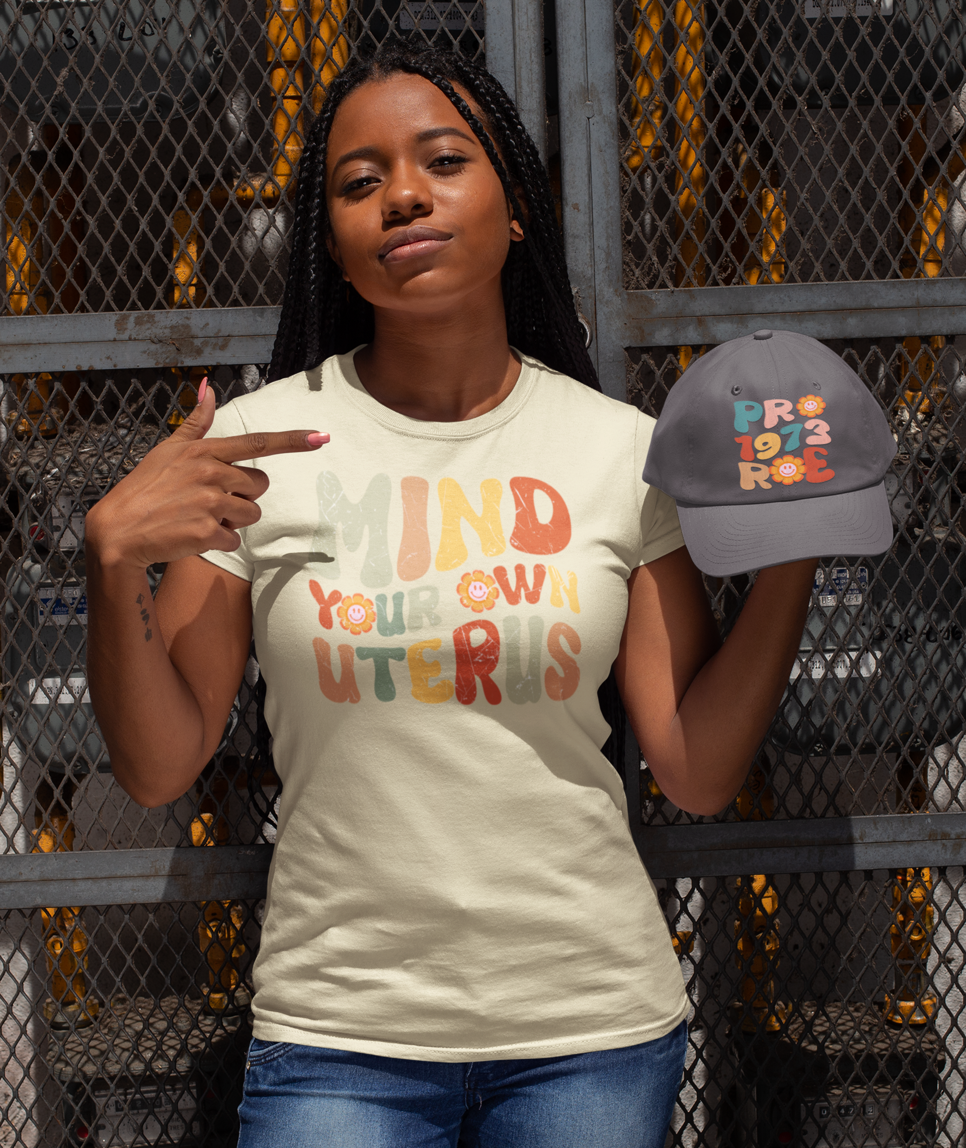 t-shirt-mockup-of-a-woman-with-locks-holding-a-dad-hat-28564.png