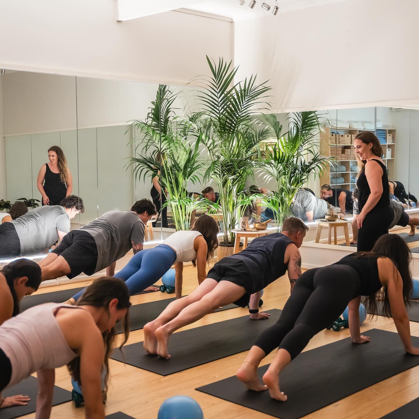Join our wonderful Chelsea for Mat Pilates tomorrow morning, 7am-7:45am 🌞

(Remember those of you doing the challenge, our weekday morning classes are worth double points!)