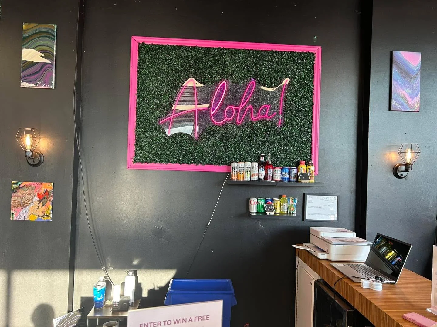 We had a great time tonight at Hawaii Fluid Art. They were so welcoming and we had a great time, the kids loved it! They are located in Alamance Crossing, right next to Dillards. Thank you Laura and Zach and we will be back to see you soon! 

https:/