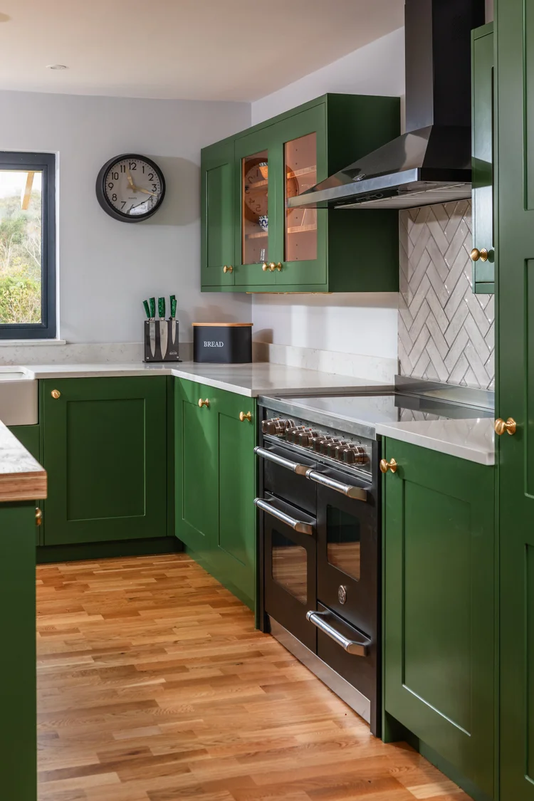 Green shaker kitchen by Stratum Designs