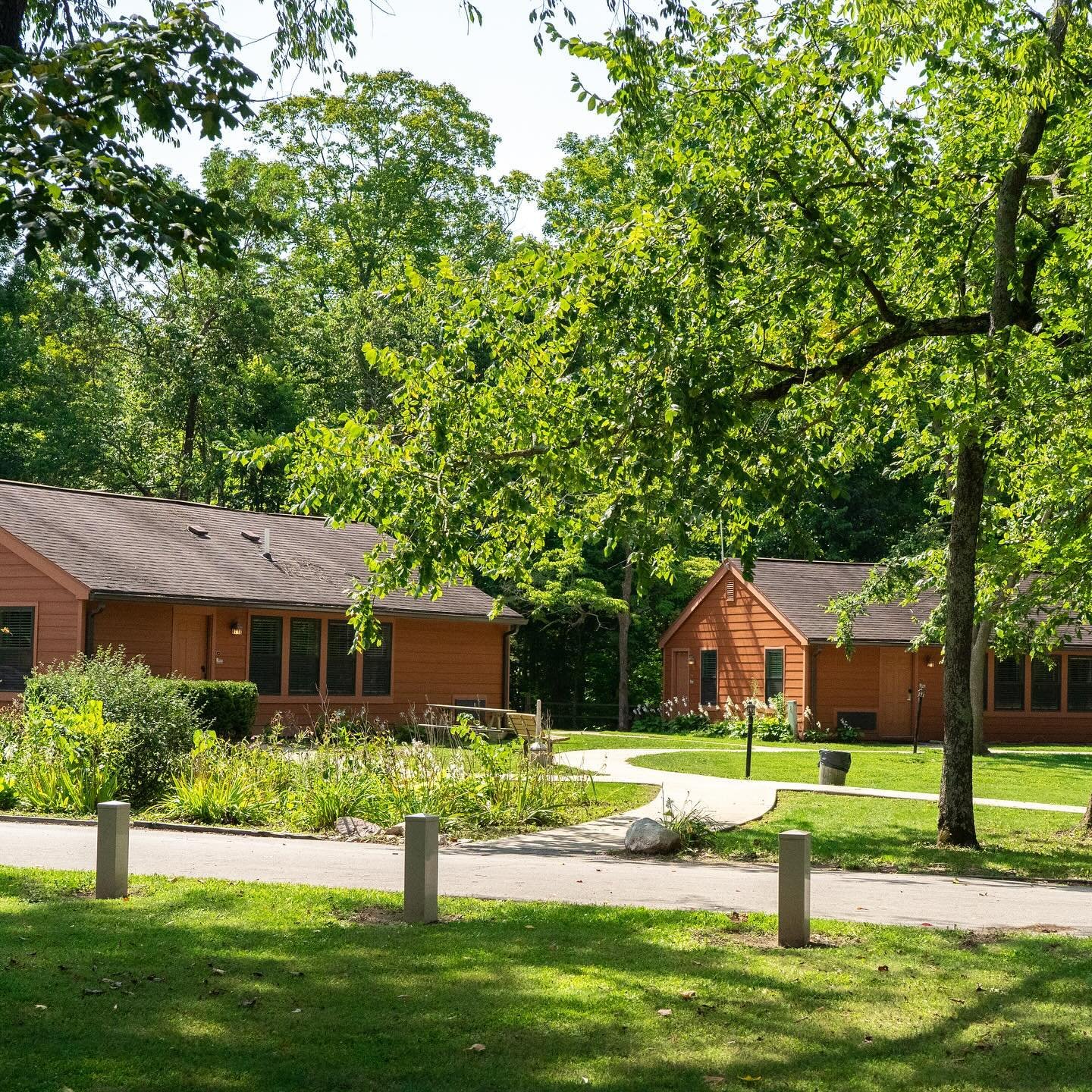 Just steps away from the adventure, book your stay at The Turkey Run Inn &amp; Cabins Inside Turkey Run State Park! 🌿Book your summer trip NOW, rooms fill up quickly! ☀️

The Turkey Run Inn offers 61 rooms, a restaurant, an indoor heated pool with t