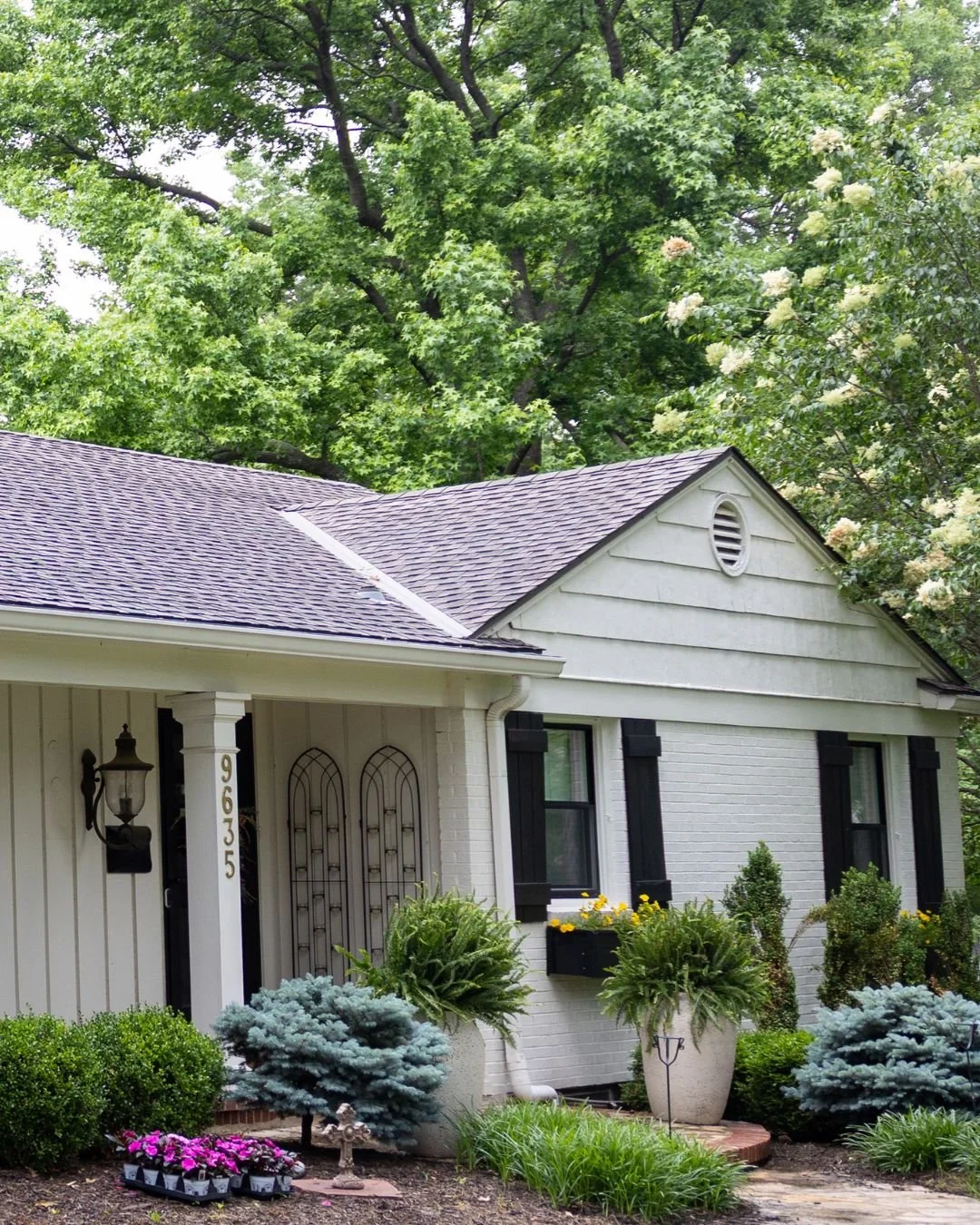 Why Spring Is the Perfect Time to Paint Your Home’s Exterior