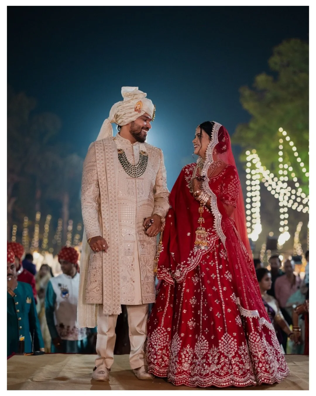 Rahul &amp; Ishita &mdash; a love that felt effortless, warm, and meant to last. 

#PapertalesStudio #weddingphotographers #IndianWedding #trends #WeddingTrends 

[-wedding, indian wedding, photographers, wedding photos, aesthetics, Papertales studio