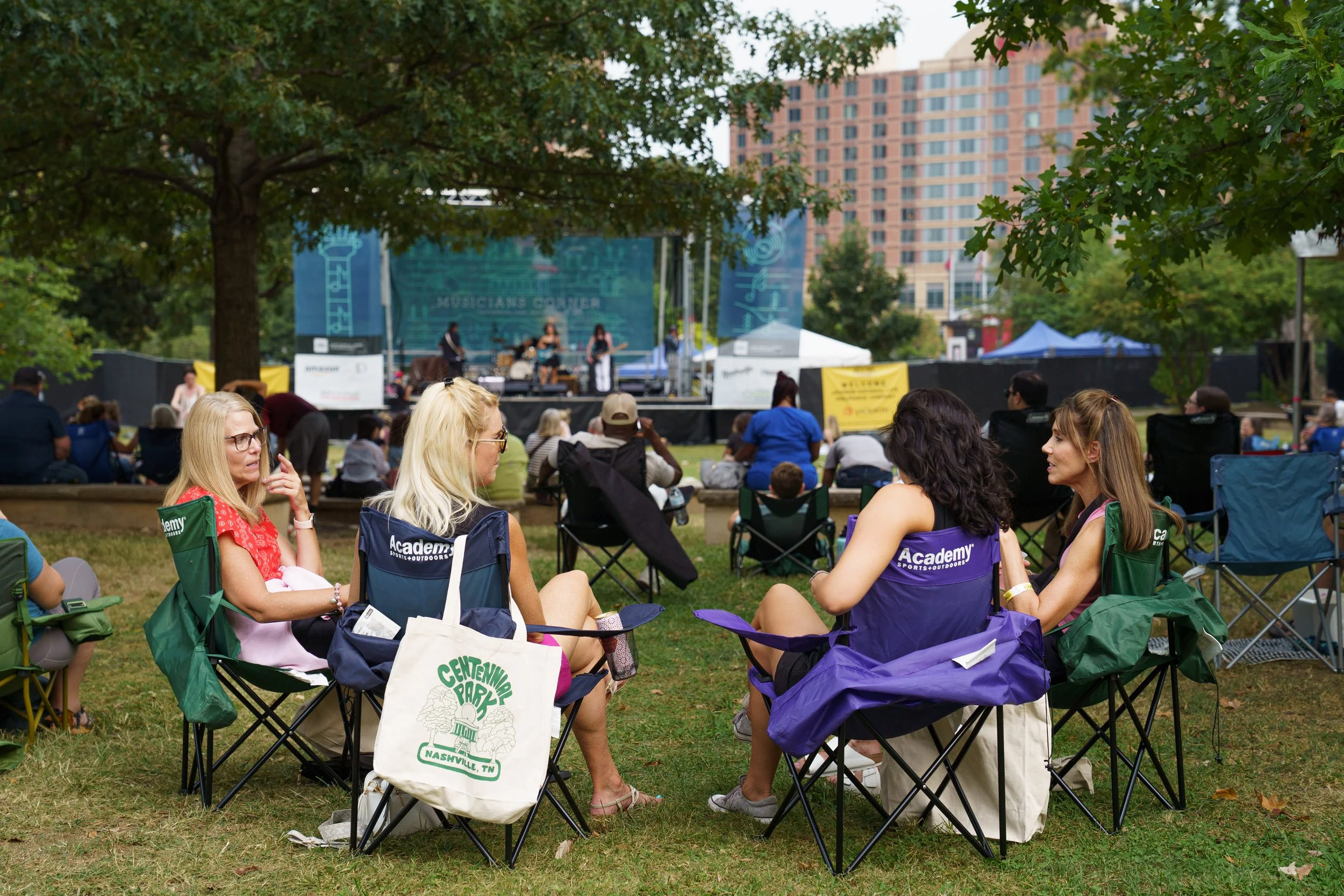 Musicians Corner 9.5.25 - @VonRphoto-27.jpg