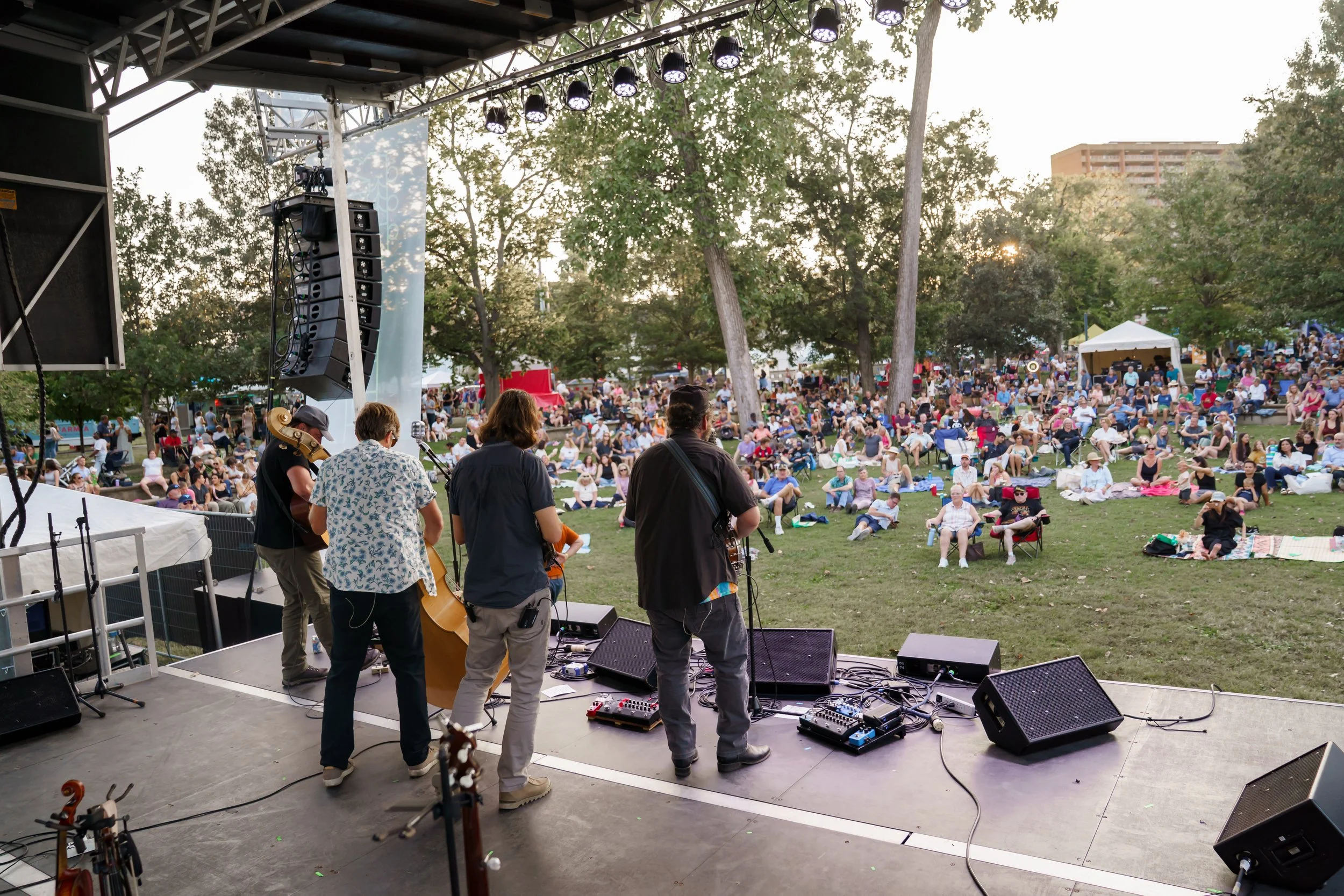 Musicians Corner 9.12.25 - @VonRphoto-68.jpg