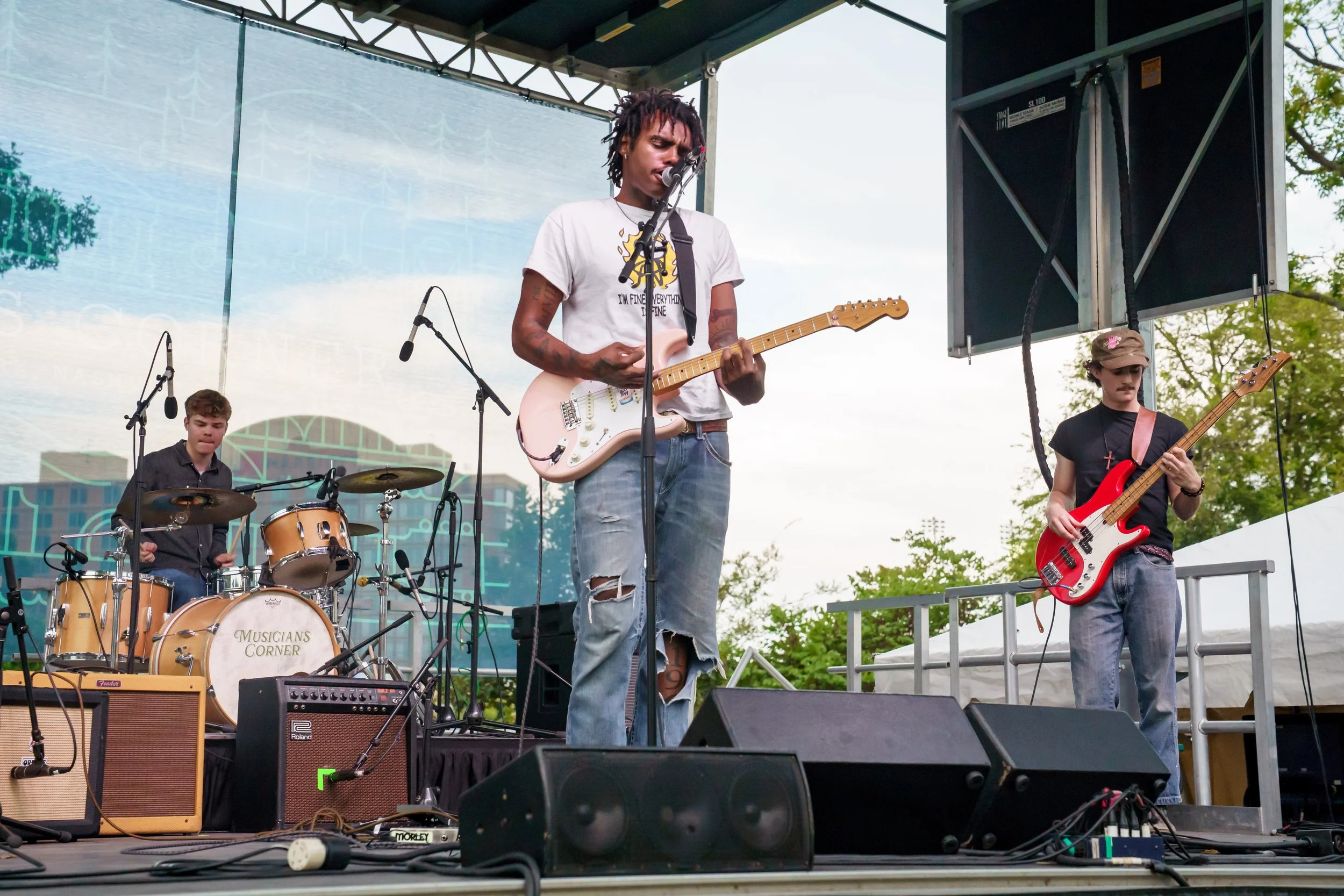 Musicians Corner 9.19.25 - @VonRphoto-47.jpg