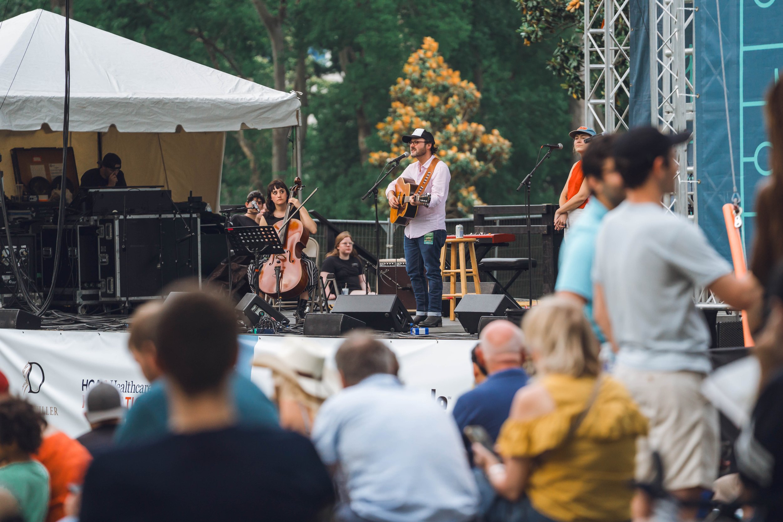 Musicians Corner May 16 17 2025 - @VonRphoto-90.jpg