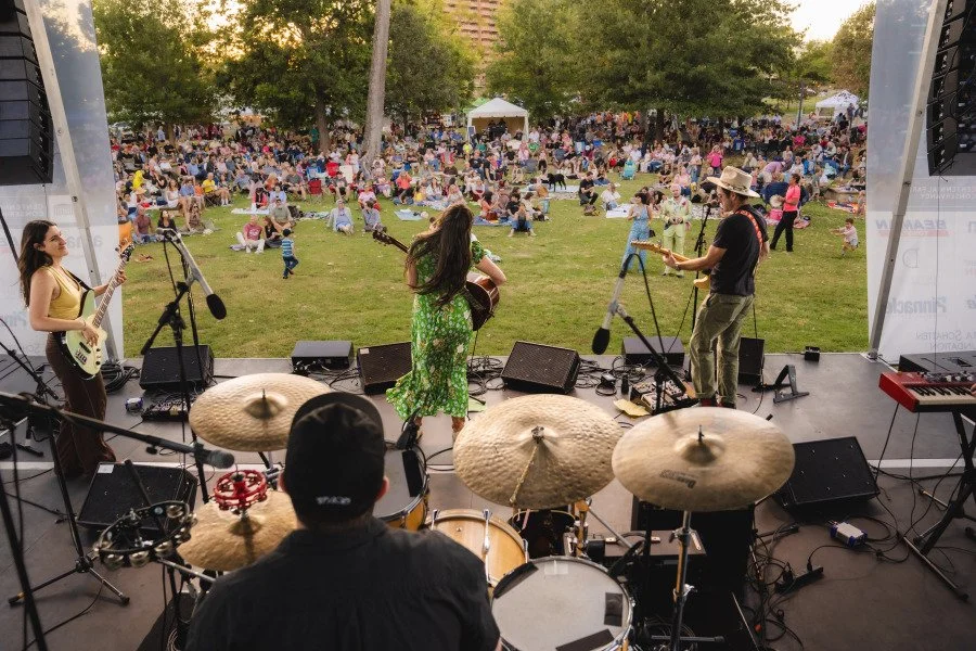 Musicians Corner 9.25.2026 - @VonRphoto-137.jpg