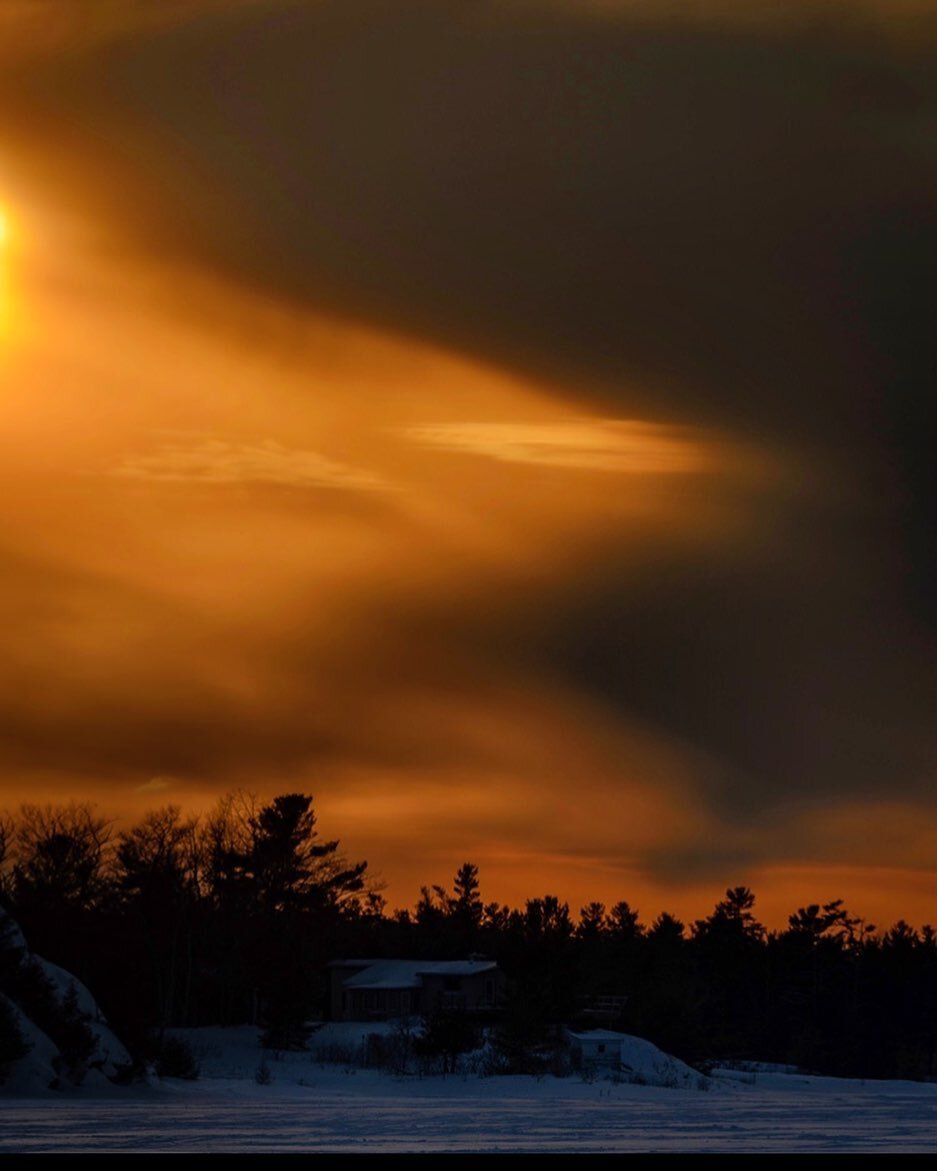 Snow on the way, on #georgianbay
&bull;
&bull;
&bull;

 #gblandtrust #discoverON #ShutterbugPix #nikonphotography #photonewscanada #sharecangeo #wanderlustofcanada #CottageLifeSub #exploreparrysound #mycanadianphotos
#beBoundless #raw_canada #lightro