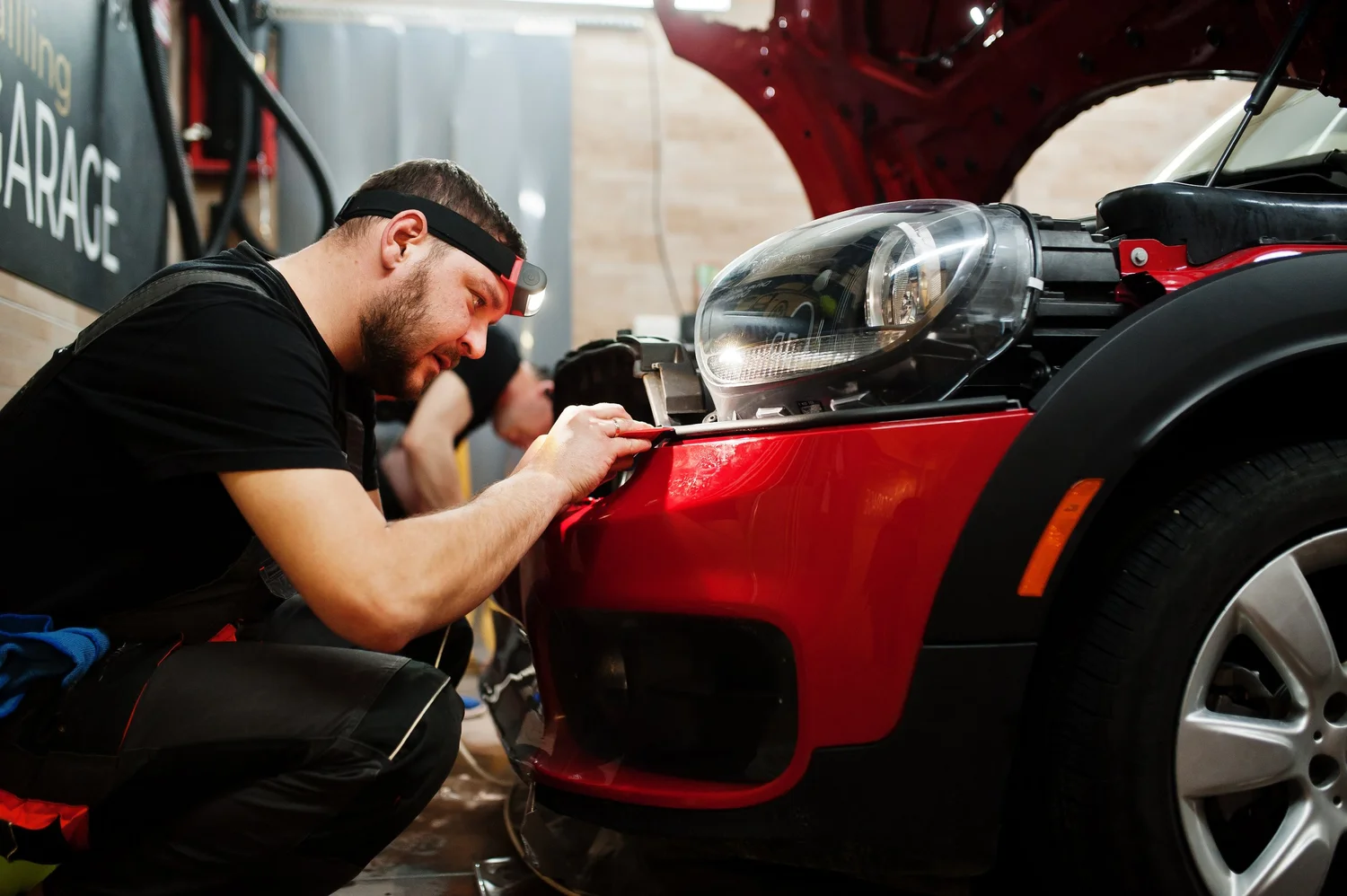 How Much Do Car Detailers Make?